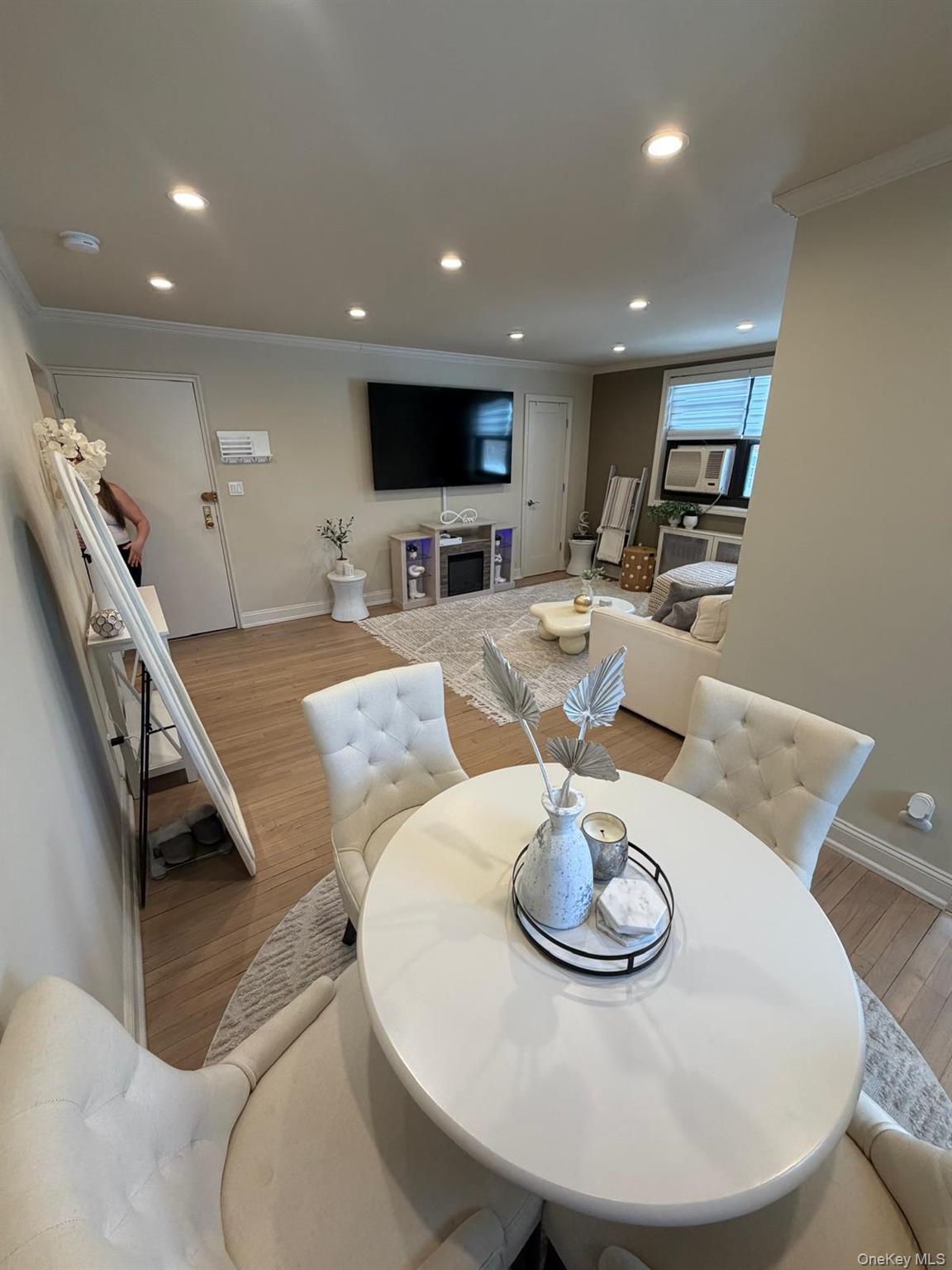 Coop 166th  Queens, NY 11357, MLS-966928-8