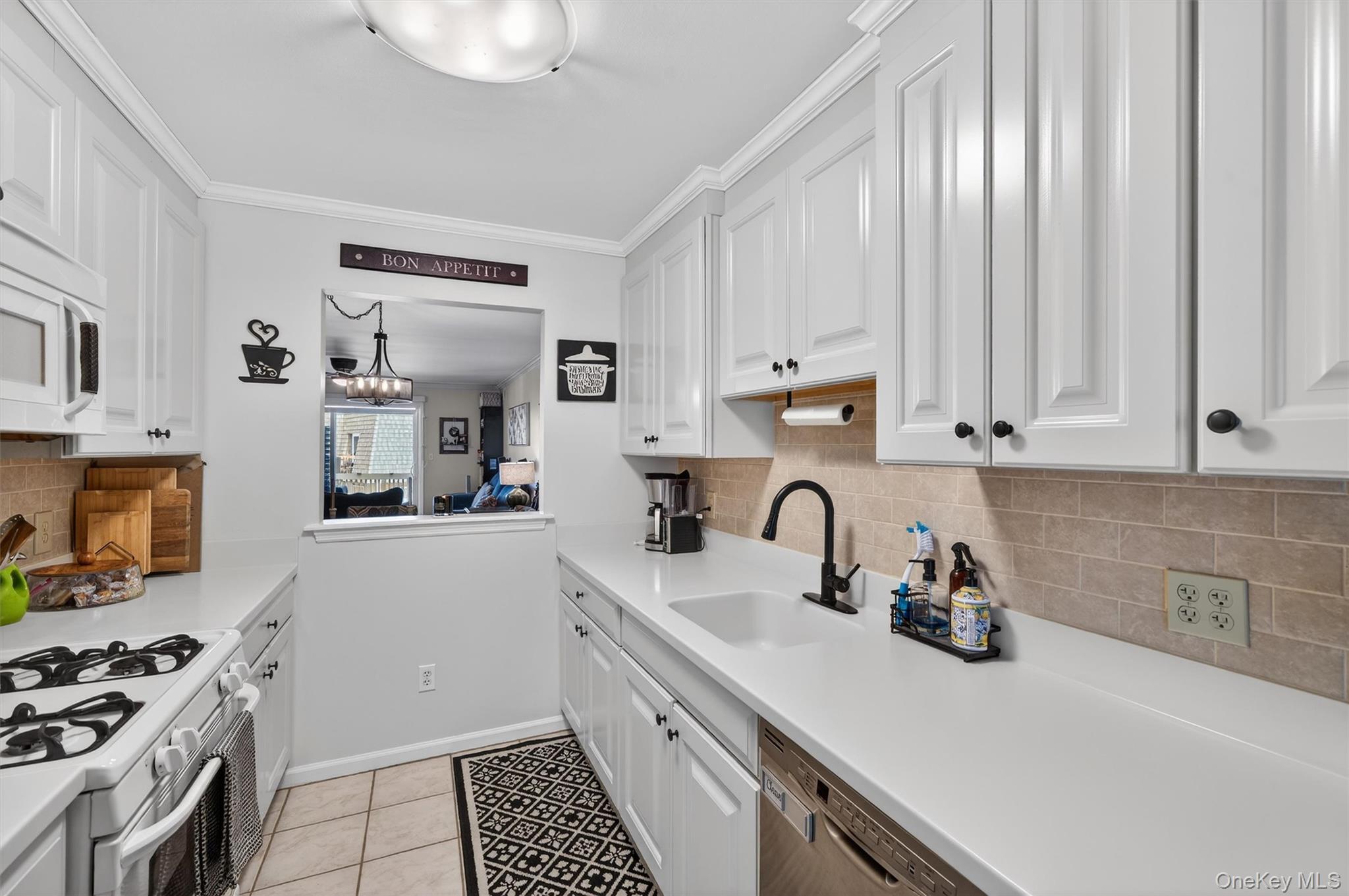 Condo Magnolia  Orange County, NY 10990, MLS-966942-16