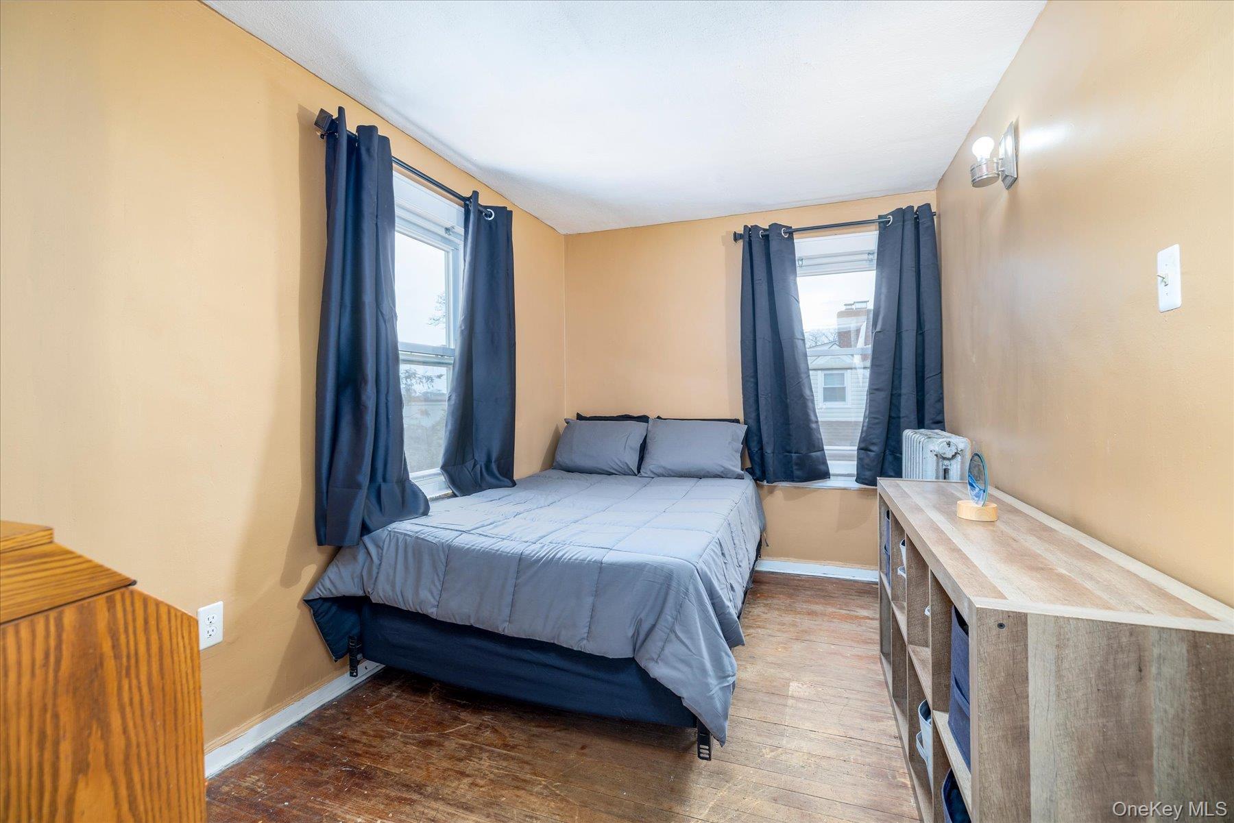 Single Family Hudson  Nassau County, NY 11580, MLS-966946-13