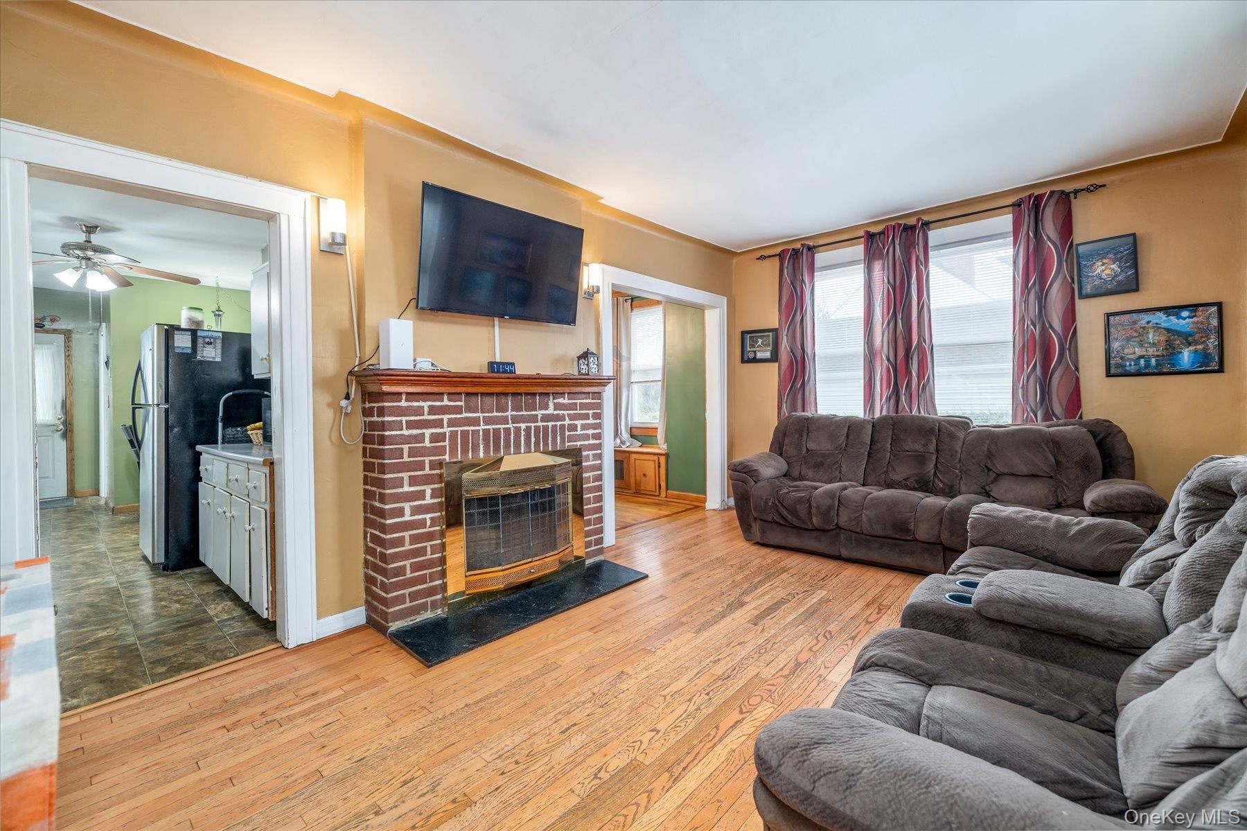 Single Family Hudson  Nassau County, NY 11580, MLS-966946-2