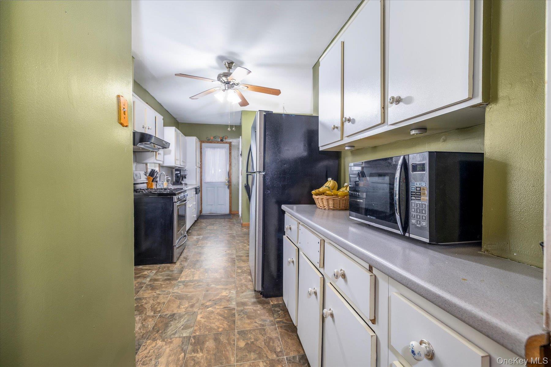 Single Family Hudson  Nassau County, NY 11580, MLS-966946-8