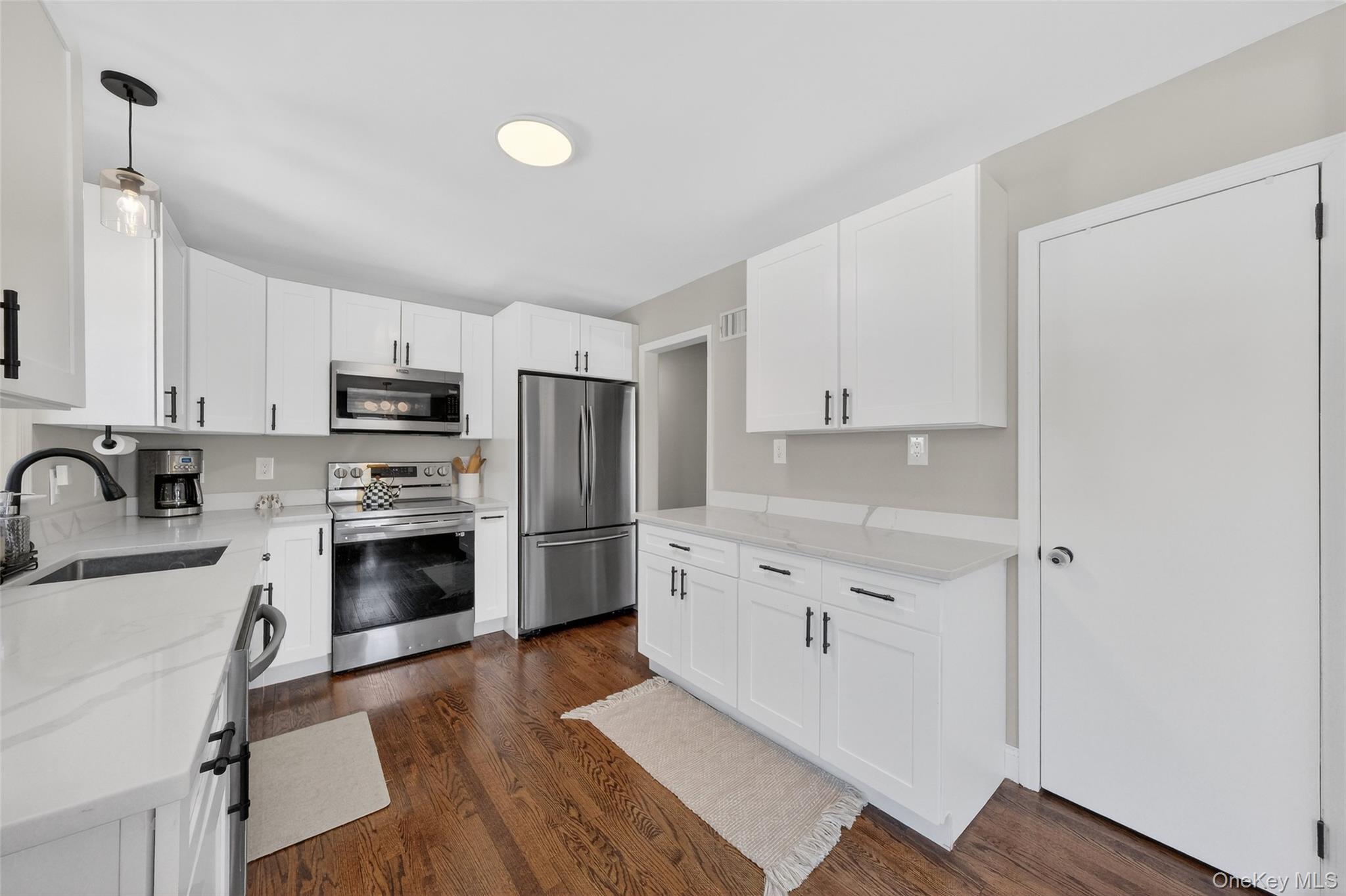 Single Family Laffin  Dutchess County, NY 12603, MLS-966967-11