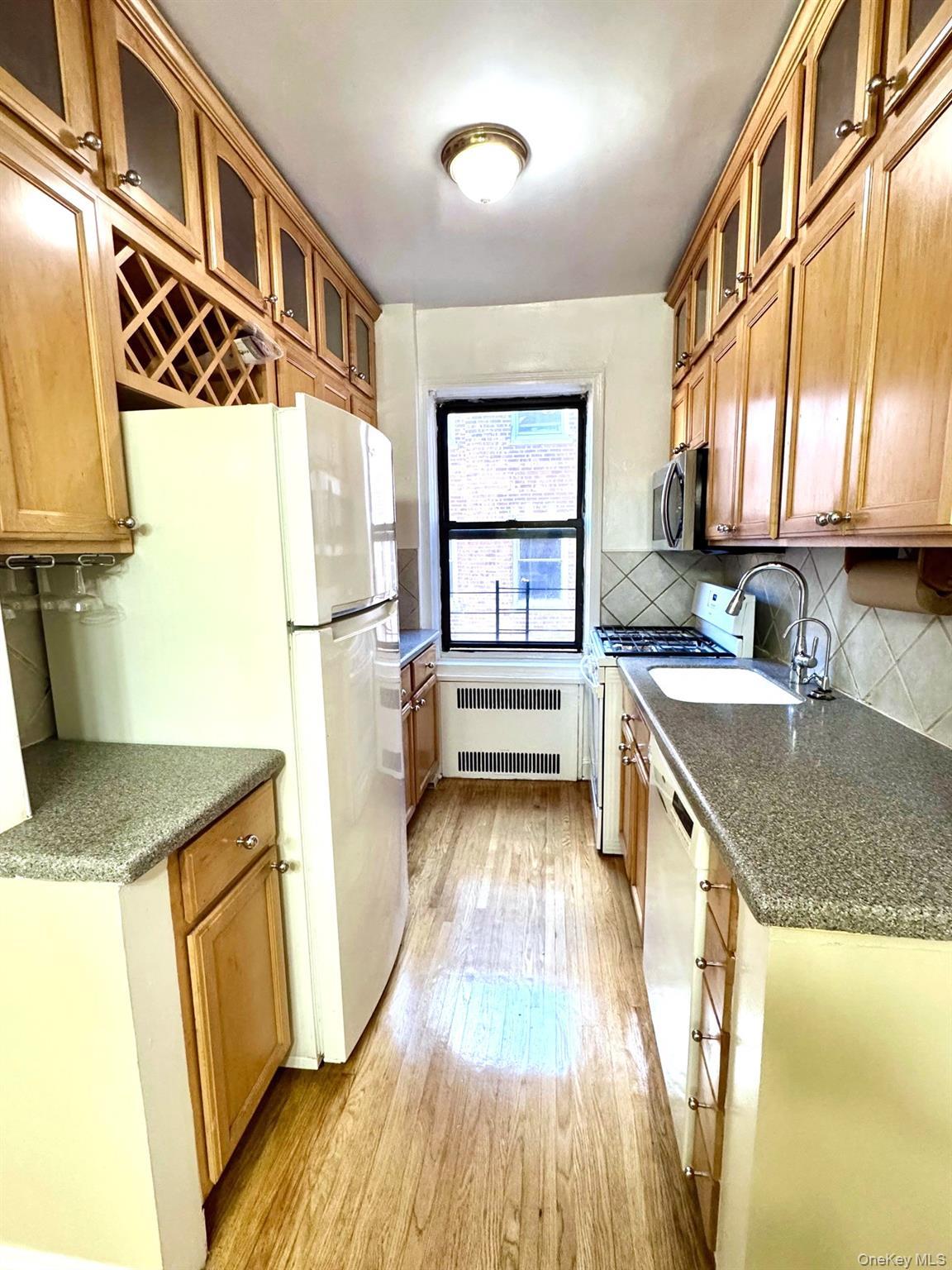 Coop 72 Queens, NY 11375, MLS-966976-6