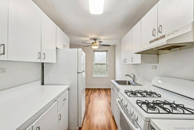 Coop Bowne  Queens, NY 11355, MLS-966983-10