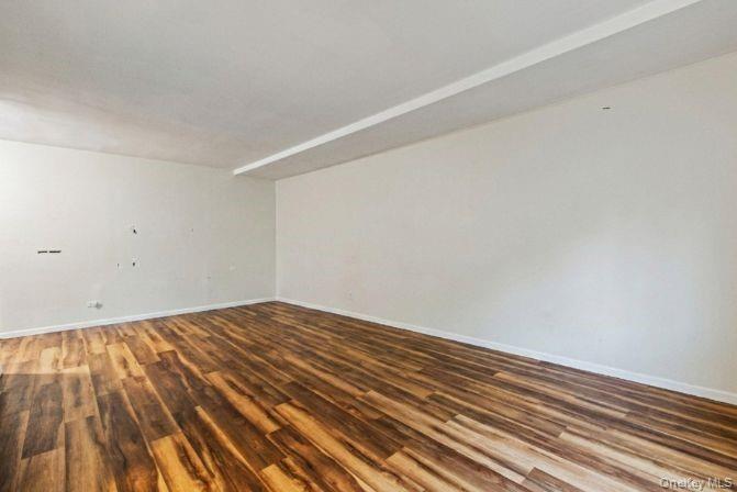 Coop Bowne  Queens, NY 11355, MLS-966983-3