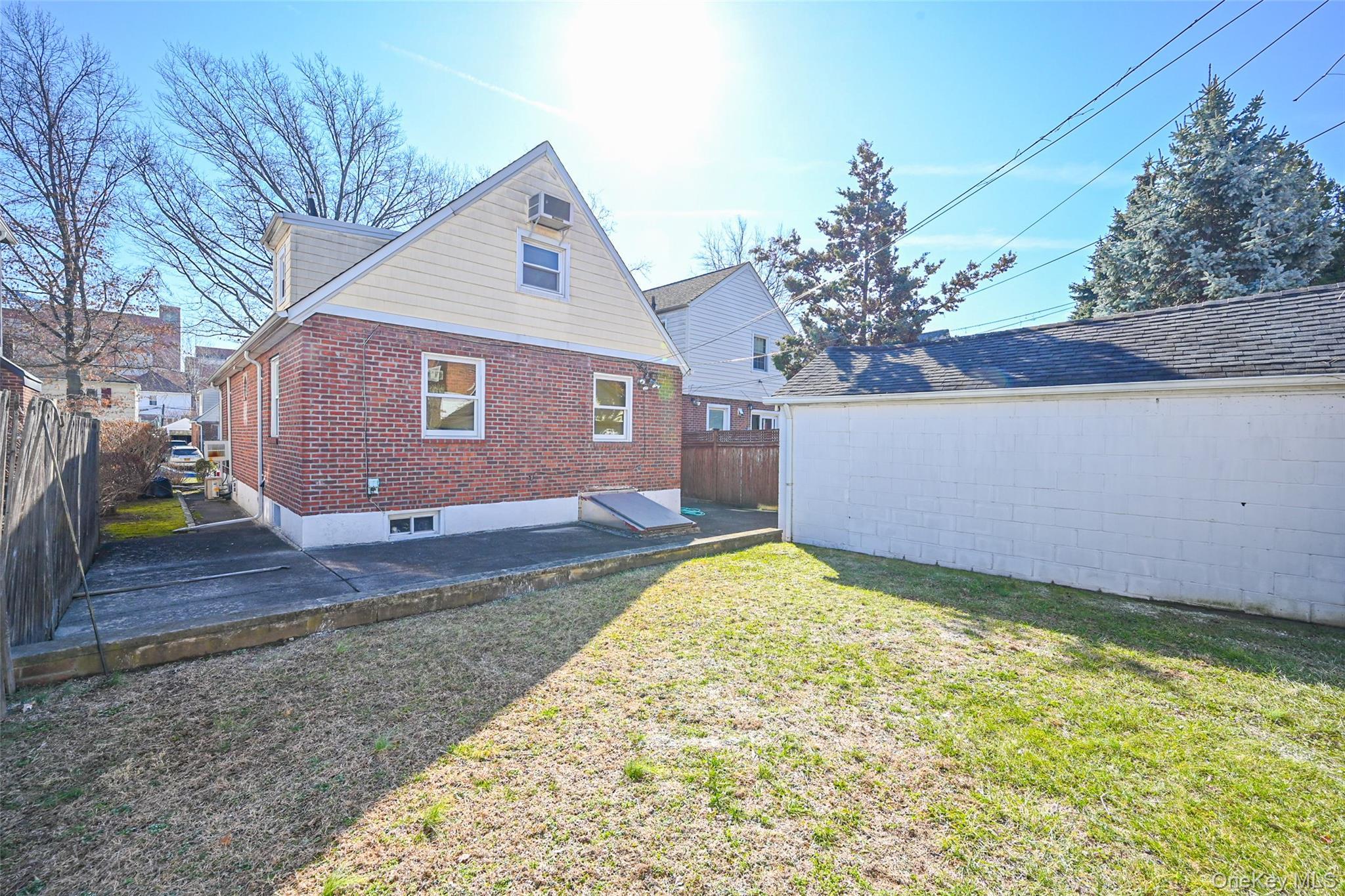 Single Family 166th  Queens, NY 11358, MLS-967005-20