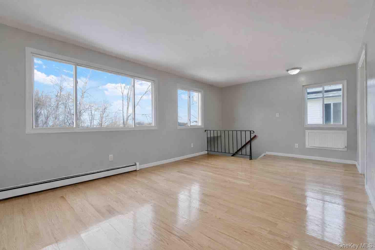 Single Family Hillmeyer  Queens, NY 11692, MLS-967024-11