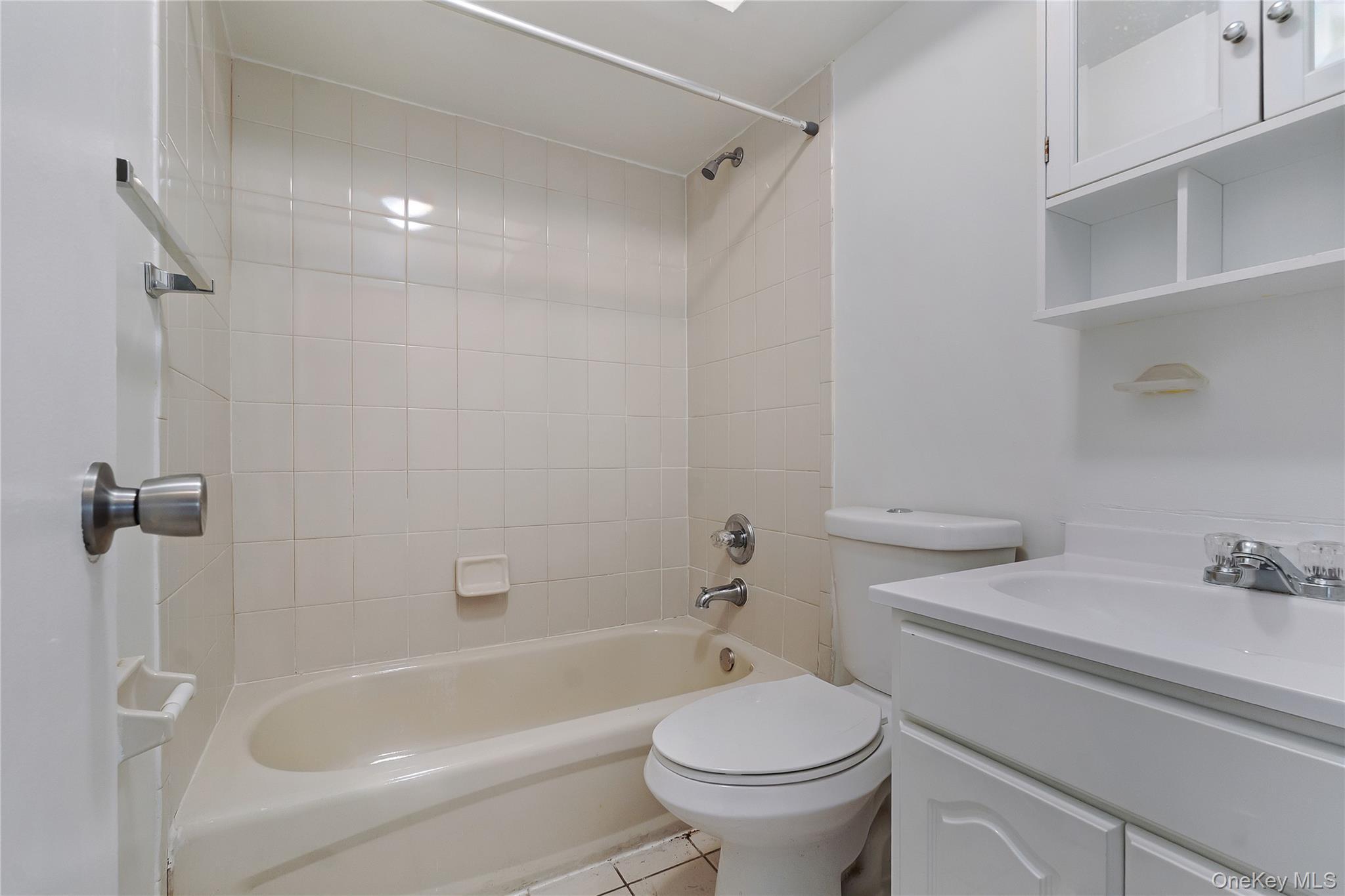 Single Family Hillmeyer  Queens, NY 11692, MLS-967024-18