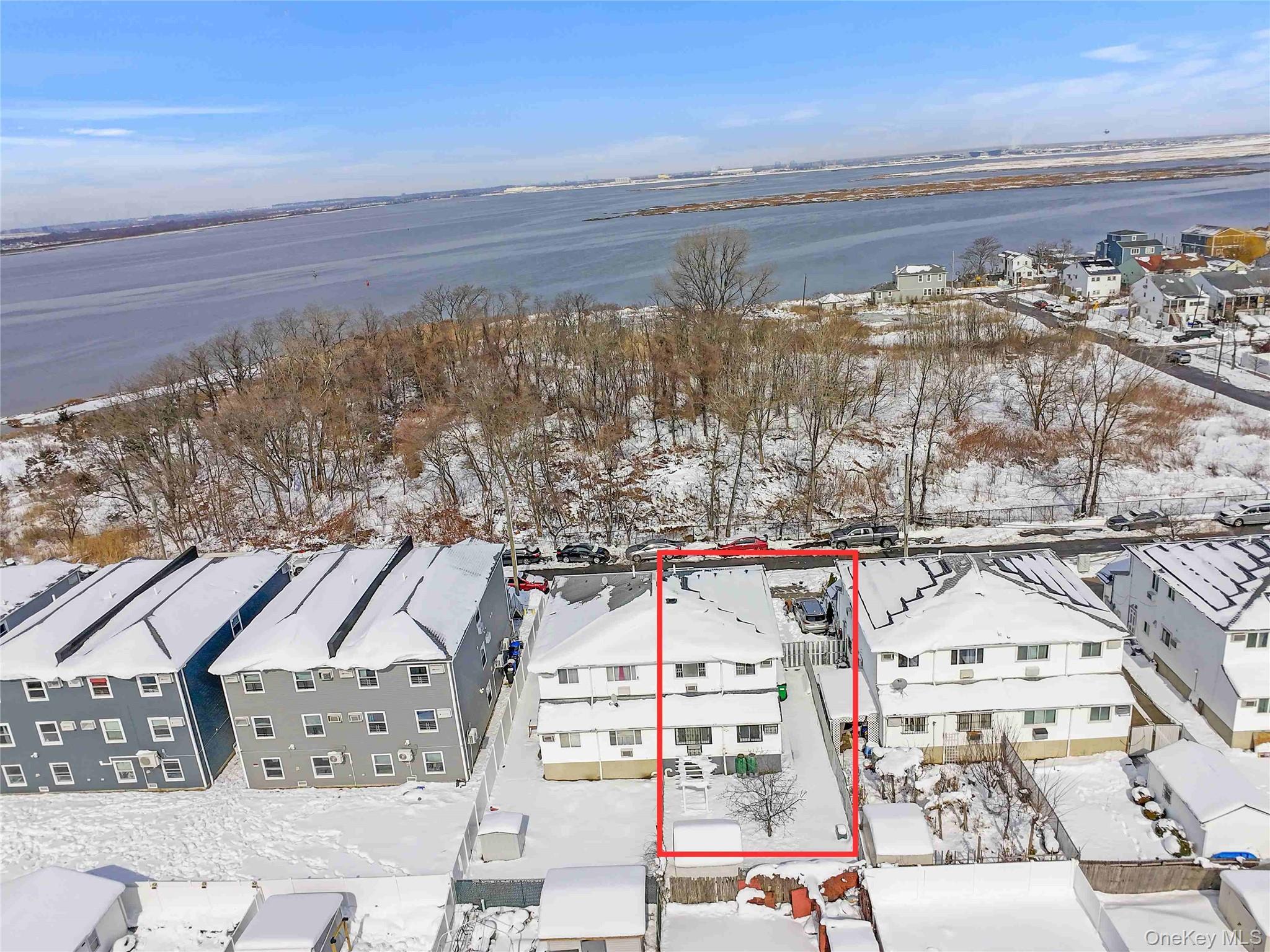 Single Family Hillmeyer  Queens, NY 11692, MLS-967024-21