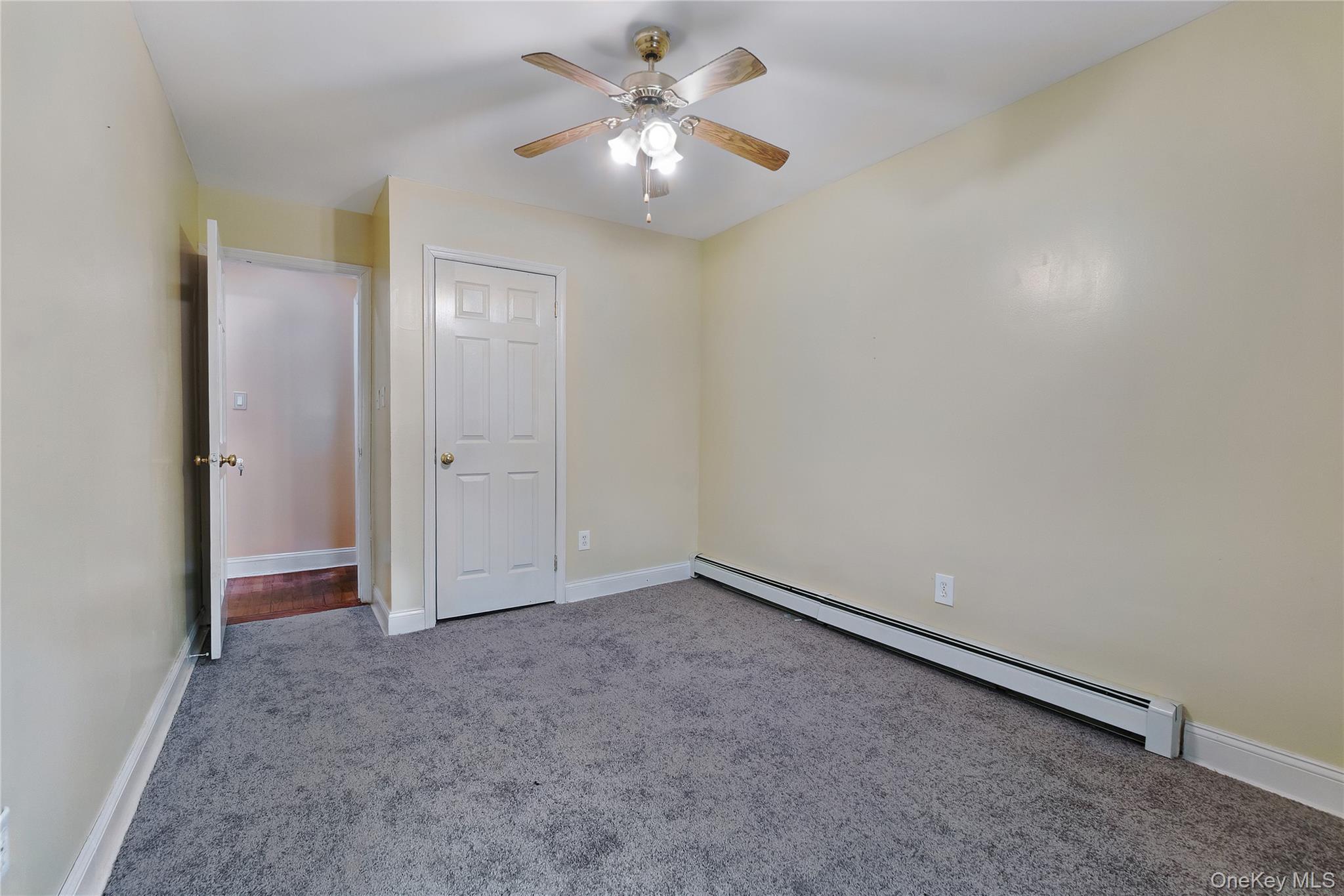 Single Family Hillmeyer  Queens, NY 11692, MLS-967024-8