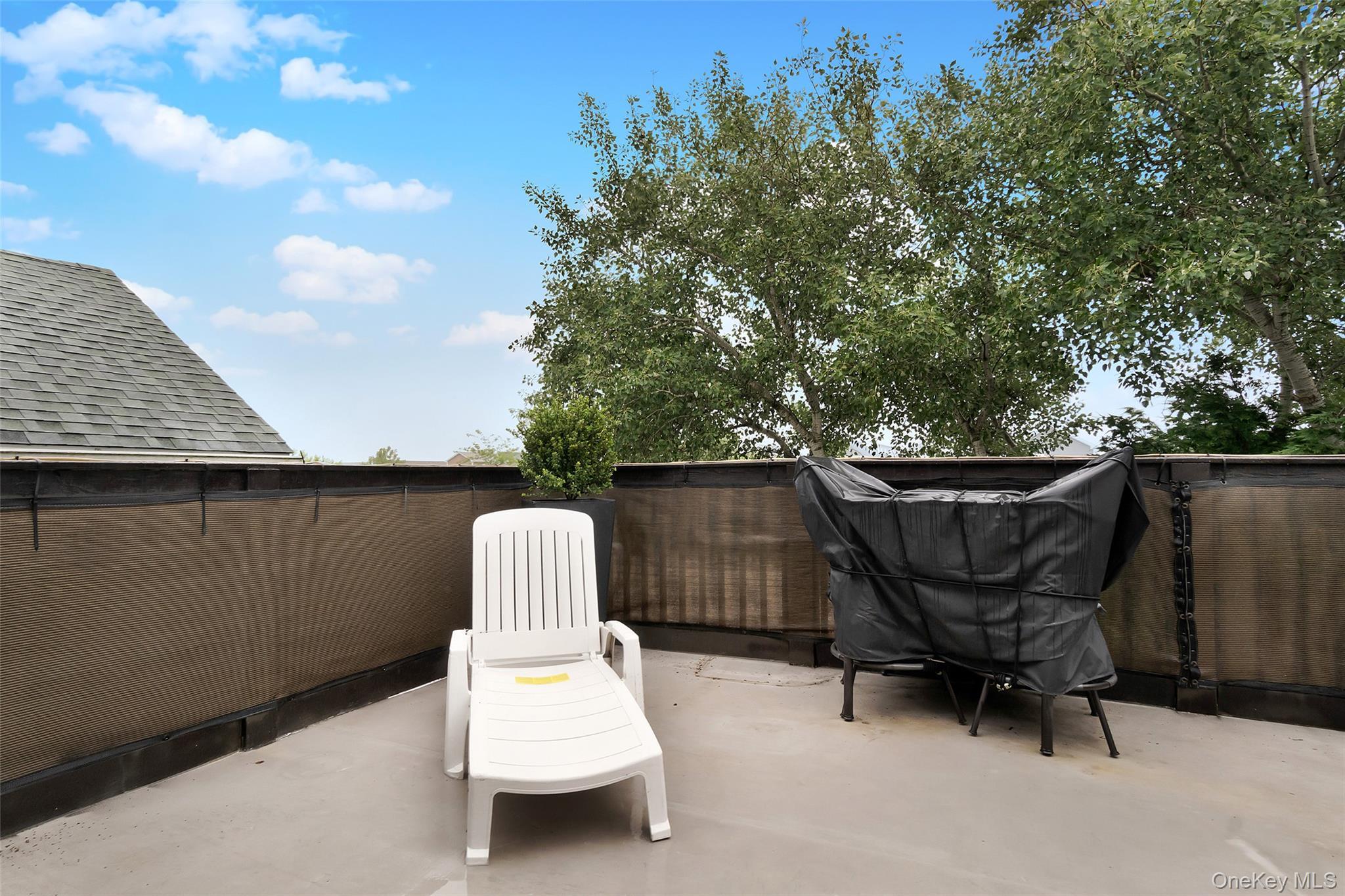 Single Family Janet  Queens, NY 11697, MLS-967034-19