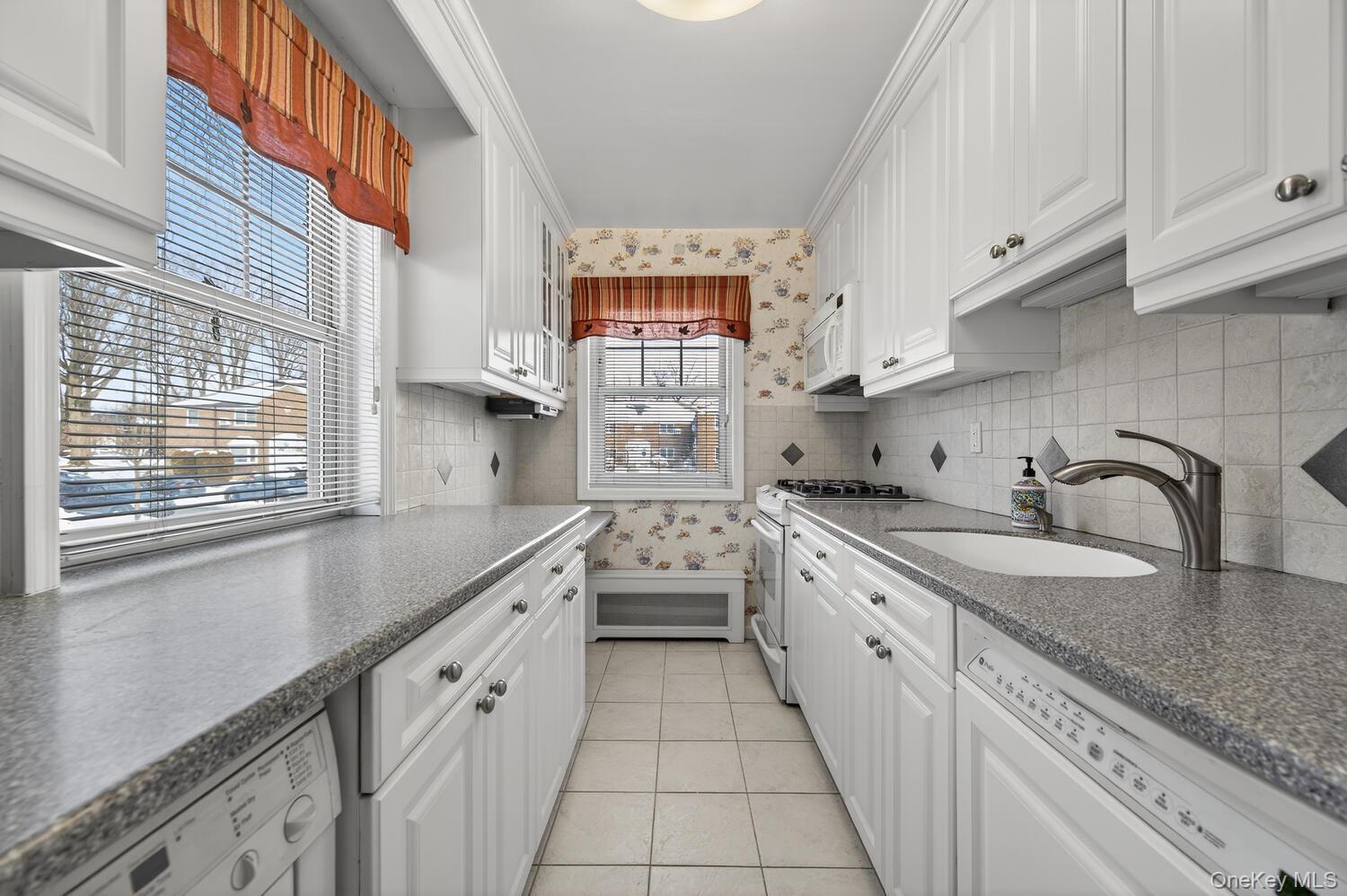 Coop 252nd  Queens, NY 11362, MLS-967035-12