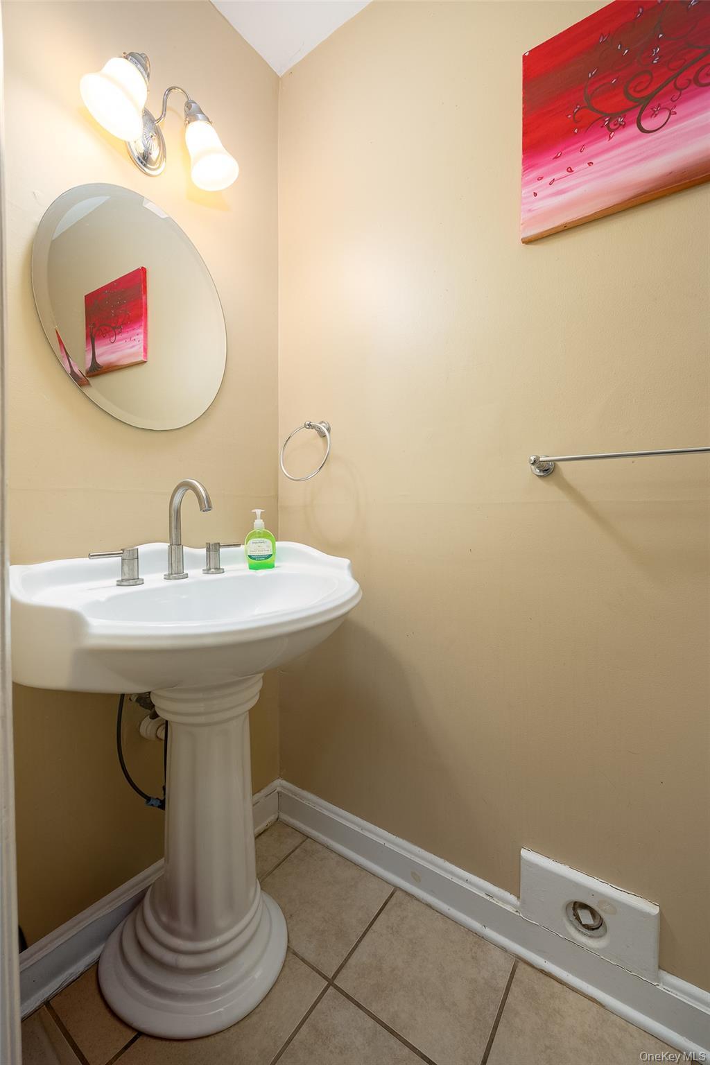 Single Family Salt Point  Dutchess County, NY 12603, MLS-967045-14