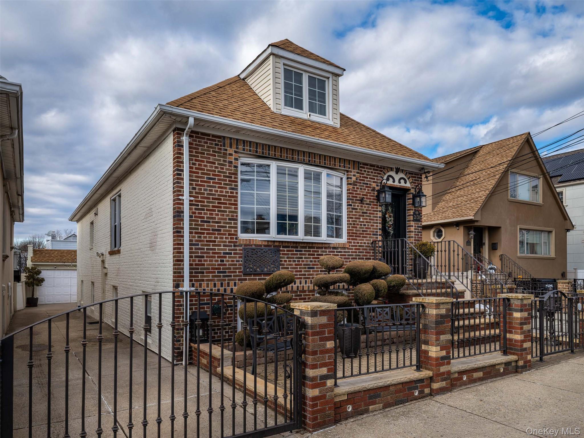 Single Family 49th Queens, NY 11105, MLS-967052-2