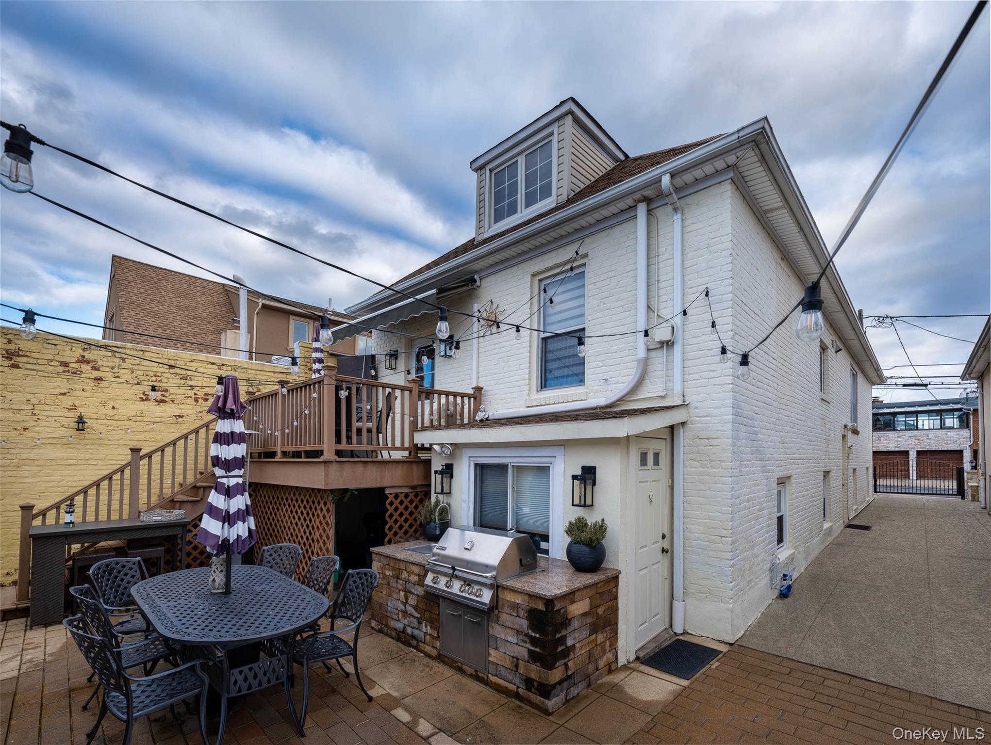 Single Family 49th Queens, NY 11105, MLS-967052-21