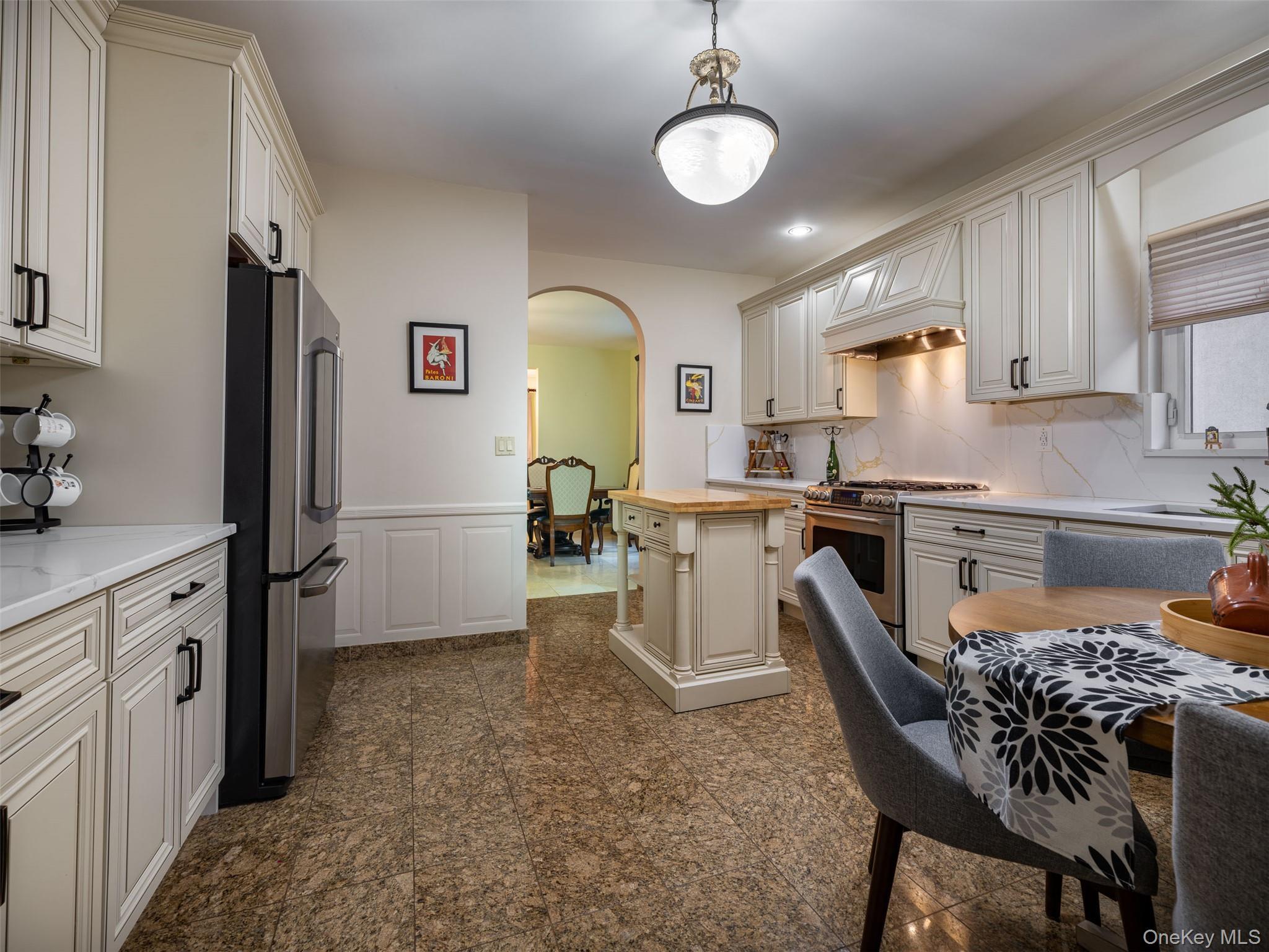 Single Family 49th Queens, NY 11105, MLS-967052-7