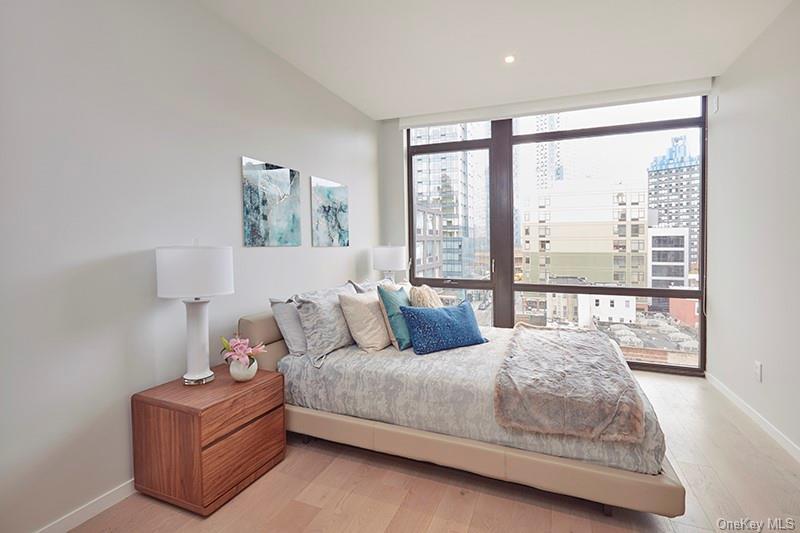 Condo 42nd Queens, NY 11101, MLS-967055-3