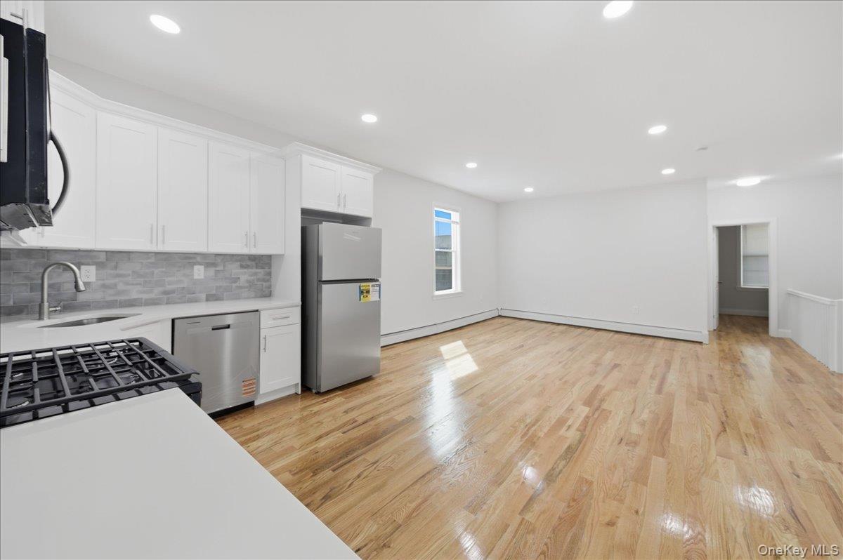 Single Family Seddon  Bronx, NY 10461, MLS-967057-12