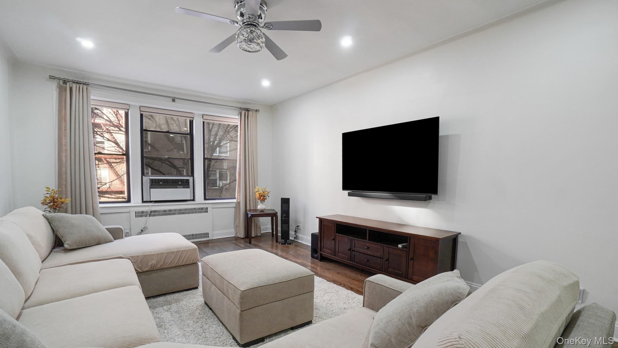 Coop 81st  Queens, NY 11372, MLS-967087-4