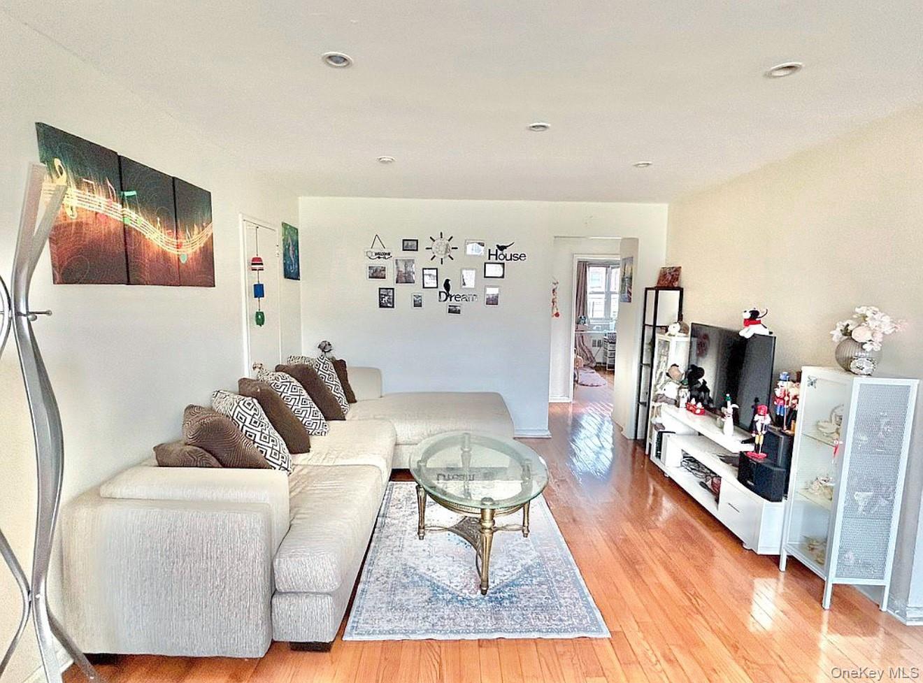 Coop 70rd  Queens, NY 11367, MLS-967112-5