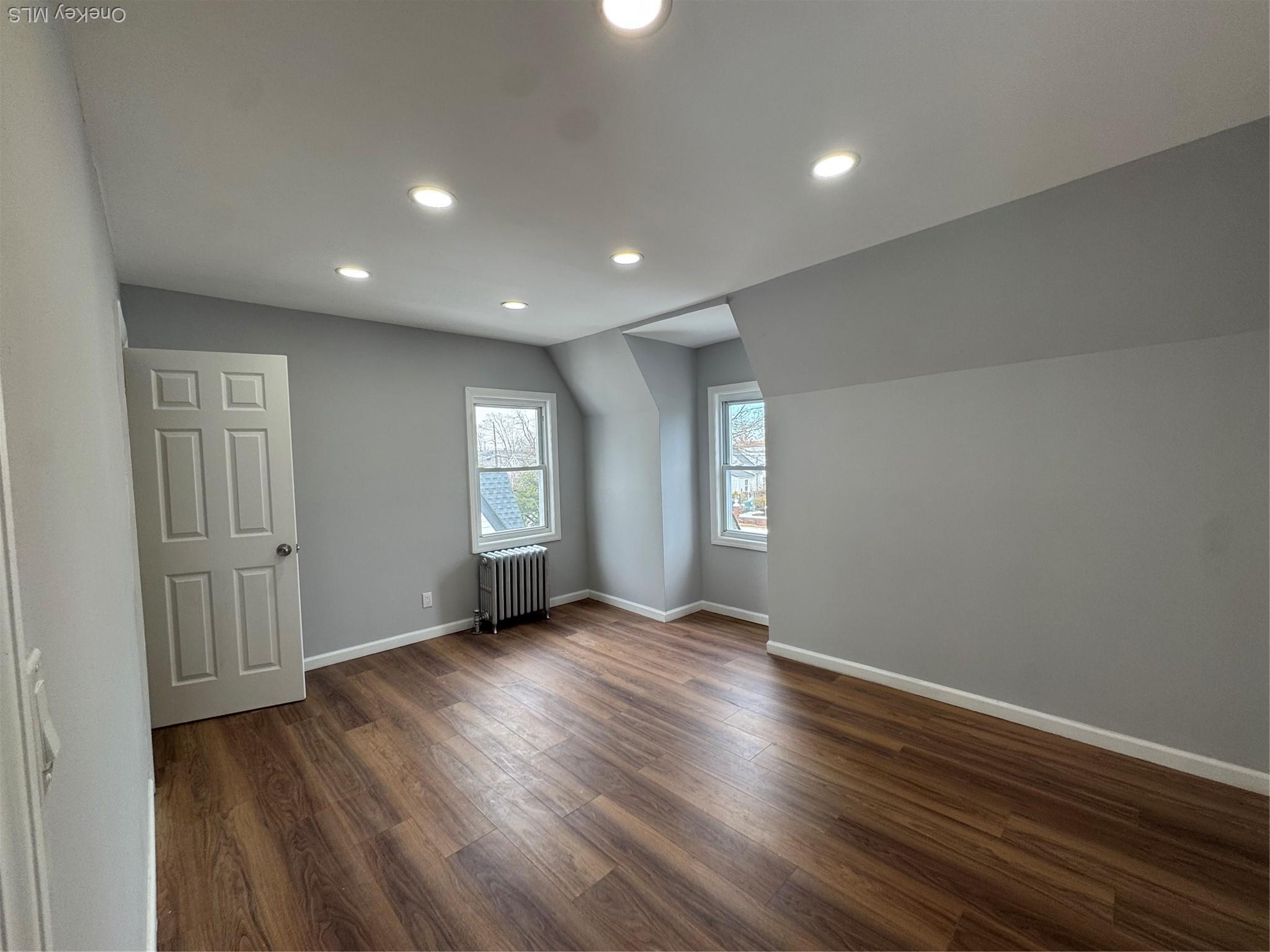 Single Family Woodside  Nassau County, NY 11520, MLS-967147-3