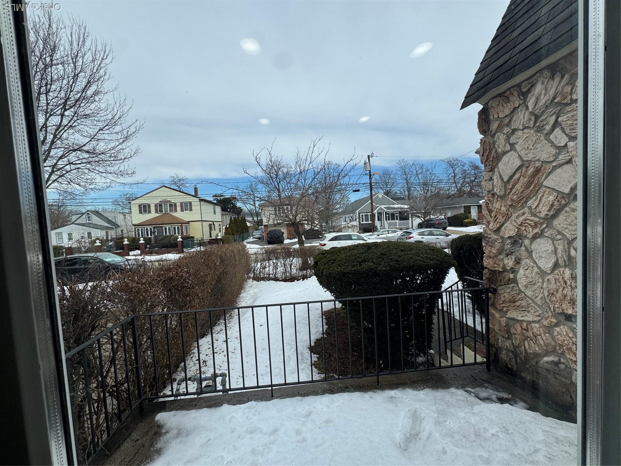 Single Family Woodside  Nassau County, NY 11520, MLS-967147-7