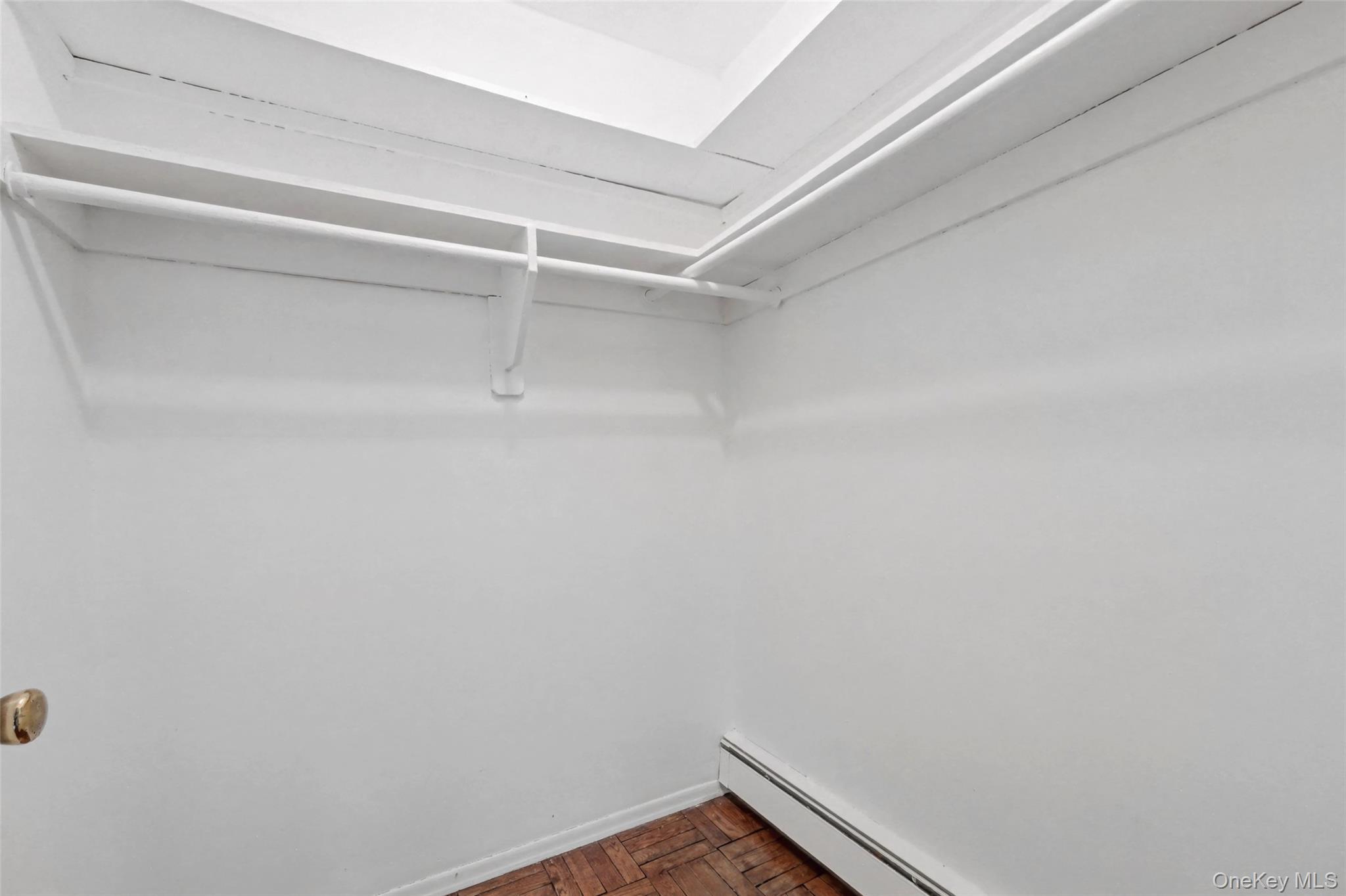 Coop Crompond  Westchester County, NY 10566, MLS-967172-17