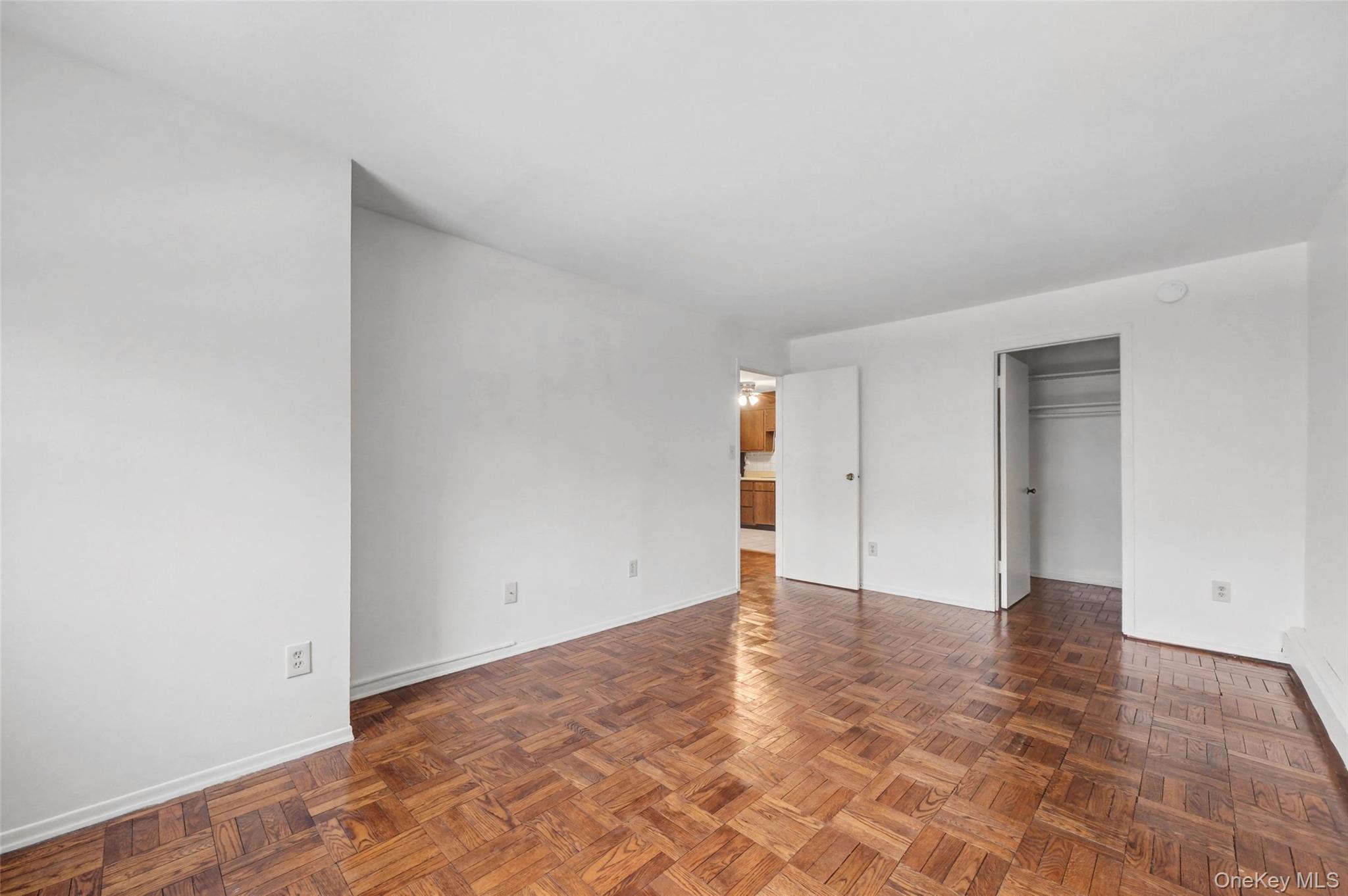 Coop Crompond  Westchester County, NY 10566, MLS-967172-7