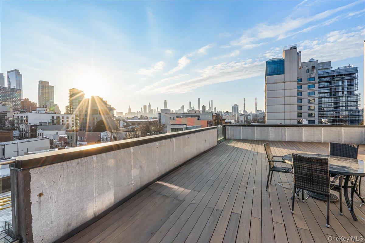 Condo 39th  Queens, NY 11101, MLS-967192-9