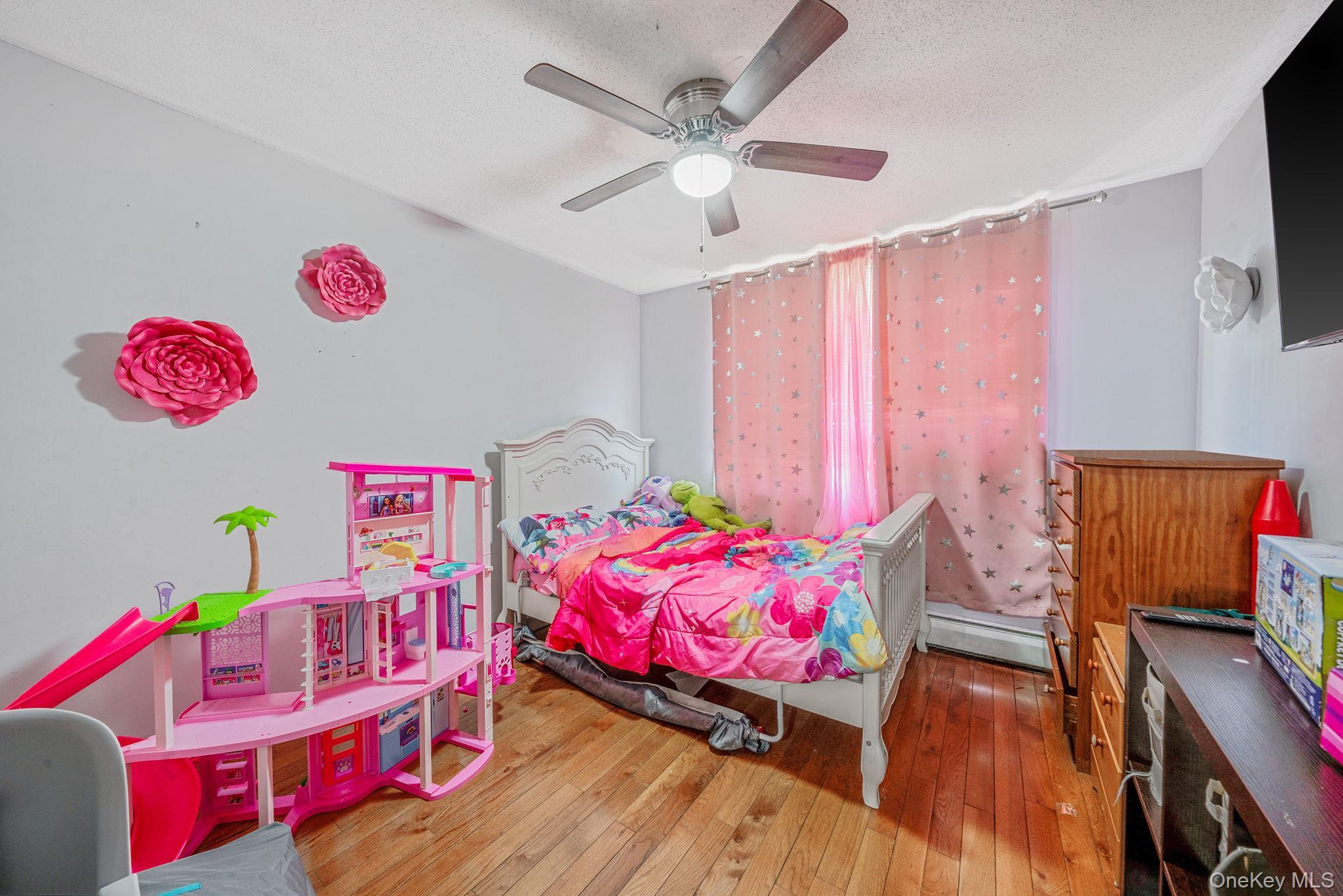 Single Family Essex  Brooklyn, NY 11208, MLS-967195-10