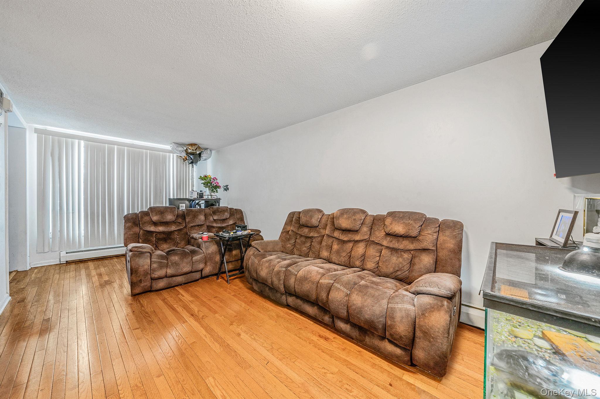 Single Family Essex  Brooklyn, NY 11208, MLS-967195-16