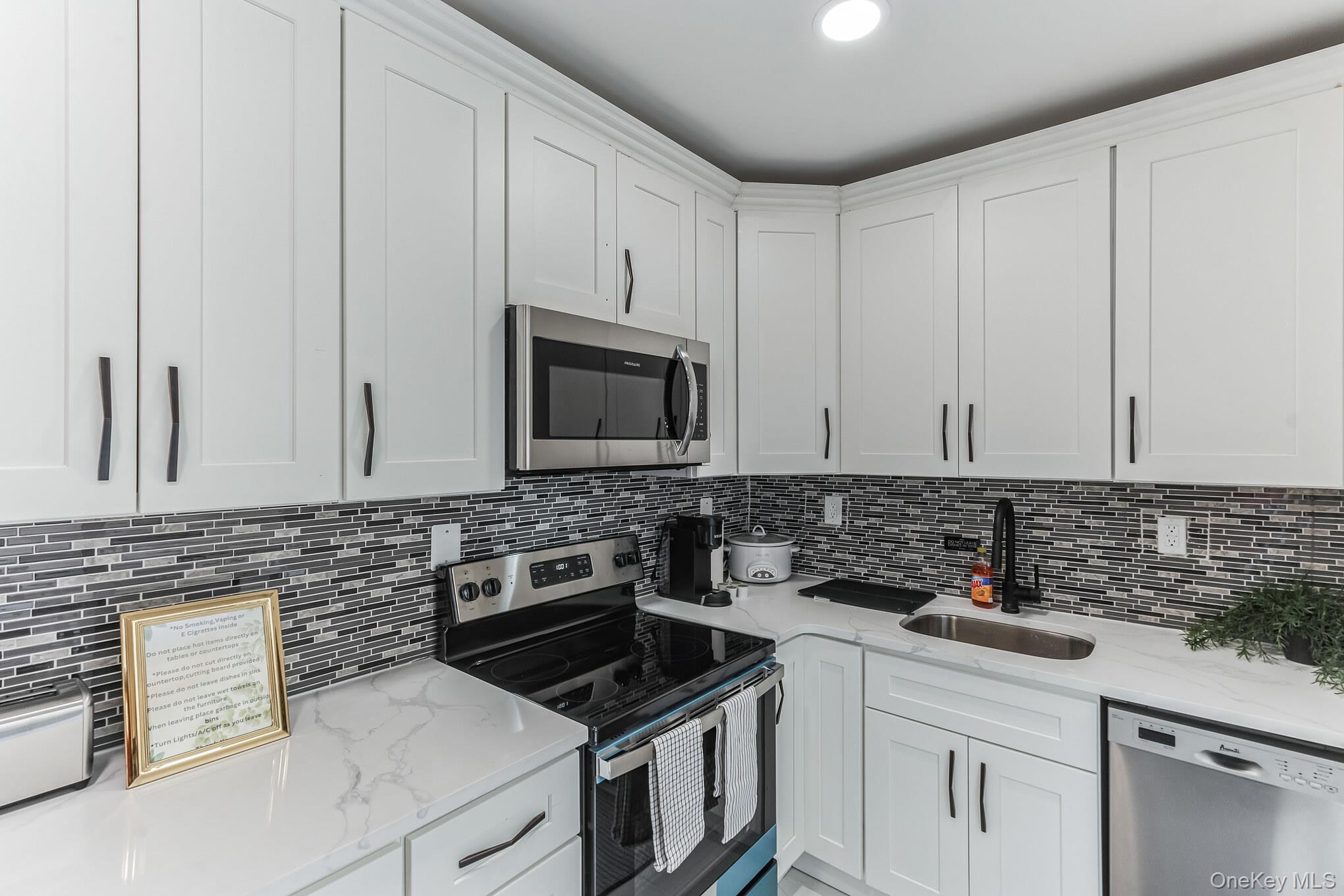 Single Family 23rd  Queens, NY 11105, MLS-967198-21