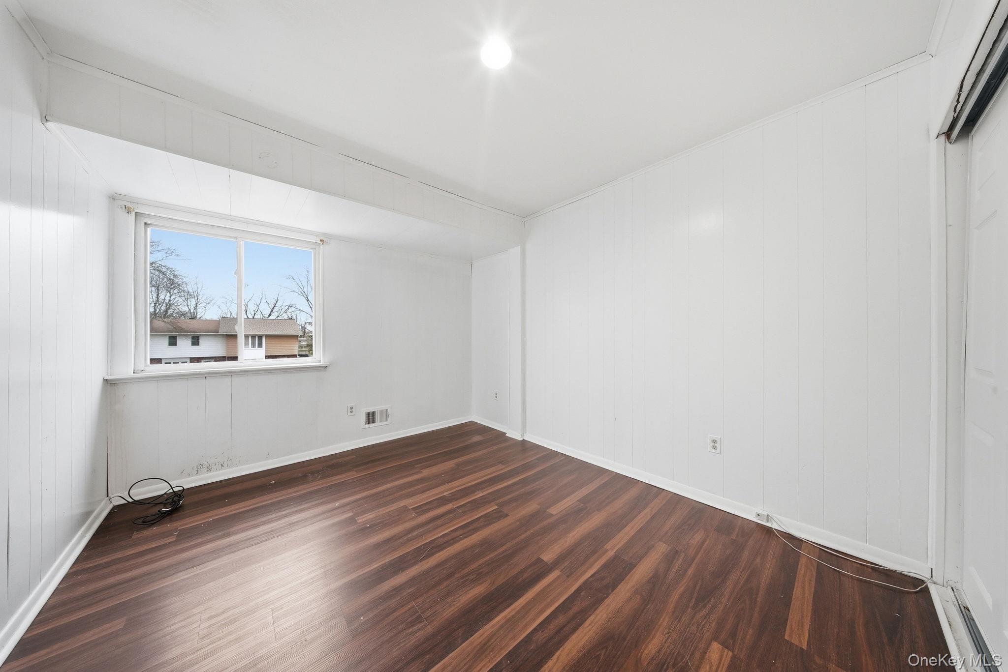 Single Family Red Barn Orange County, NY 10940, MLS-967228-15