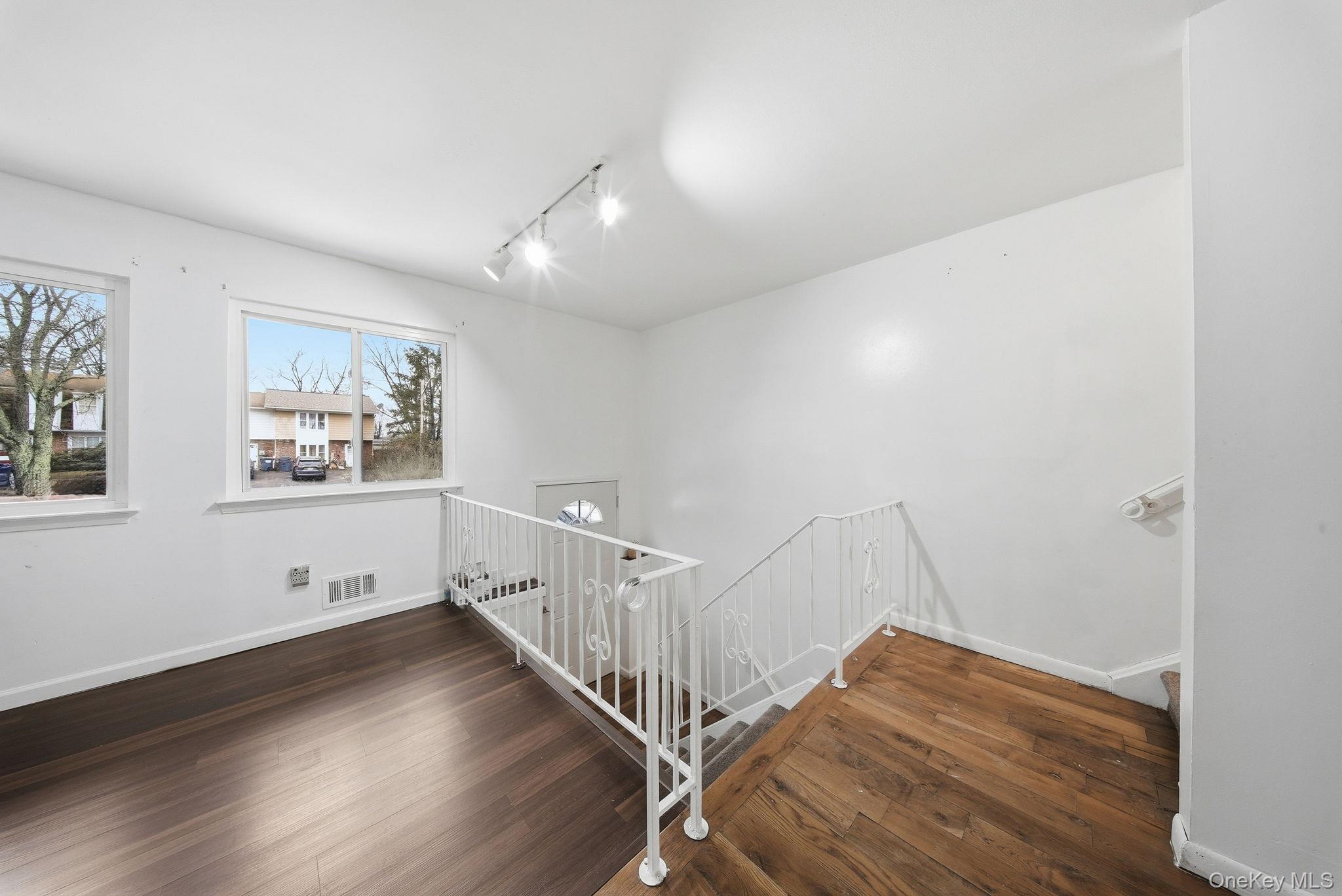 Single Family Red Barn Orange County, NY 10940, MLS-967228-4