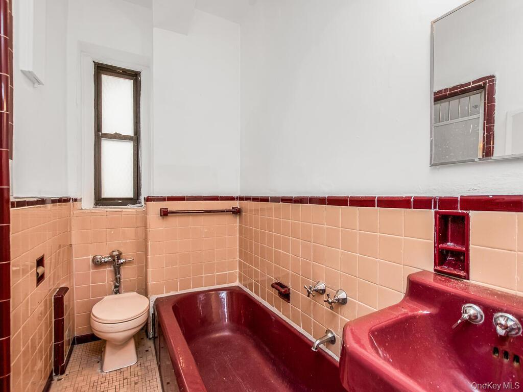 Coop Grand Concourse Bronx, NY 10451, MLS-967230-5