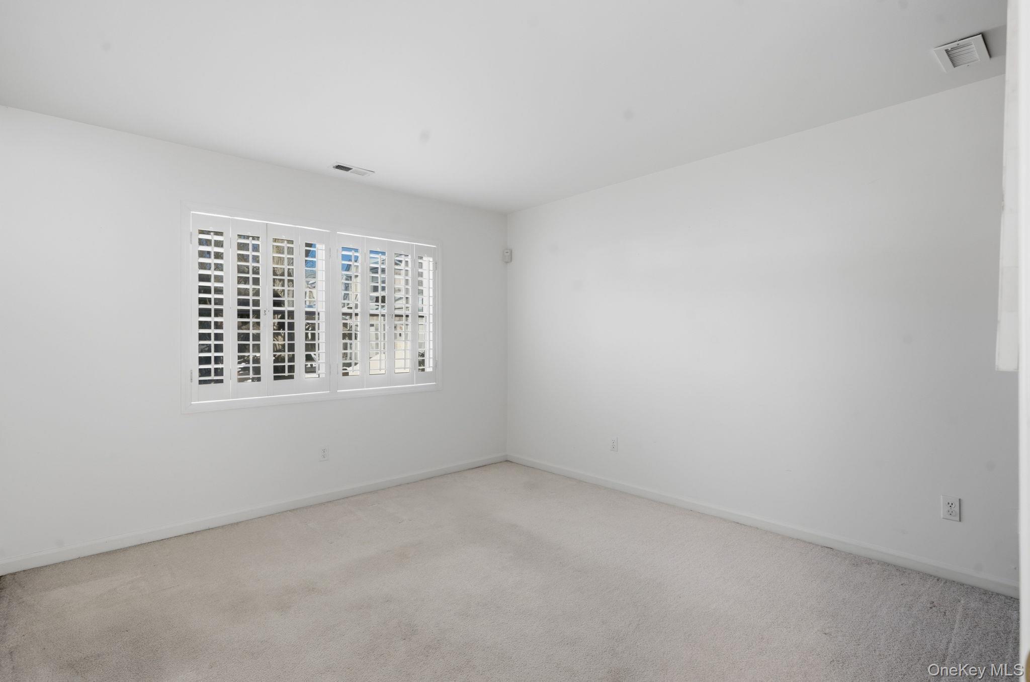 Single Family Deer Crossing  Dutchess County, NY 12524, MLS-967233-11