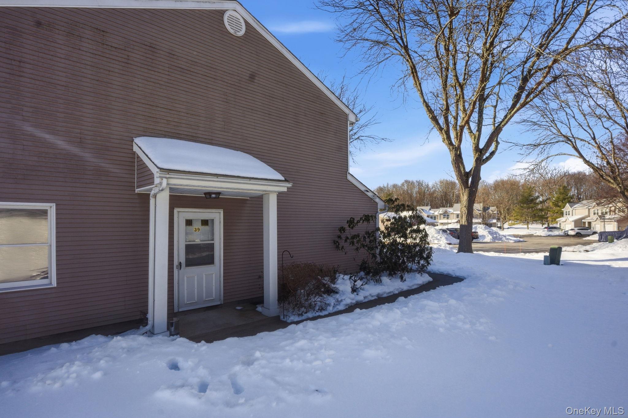 Single Family Deer Crossing  Dutchess County, NY 12524, MLS-967233-29