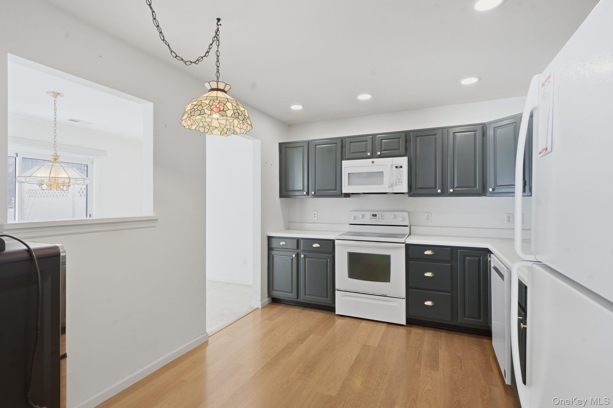 Single Family Deer Crossing  Dutchess County, NY 12524, MLS-967233-8