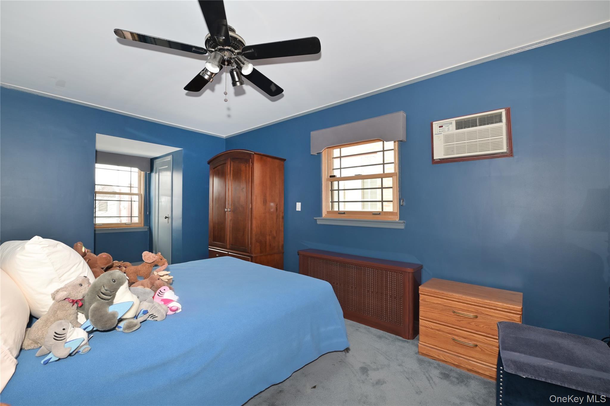 Single Family 211th  Queens, NY 11427, MLS-967250-19