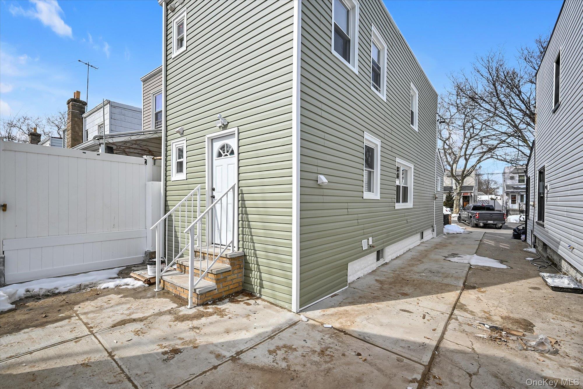 Single Family M  Brooklyn, NY 11234, MLS-967251-20