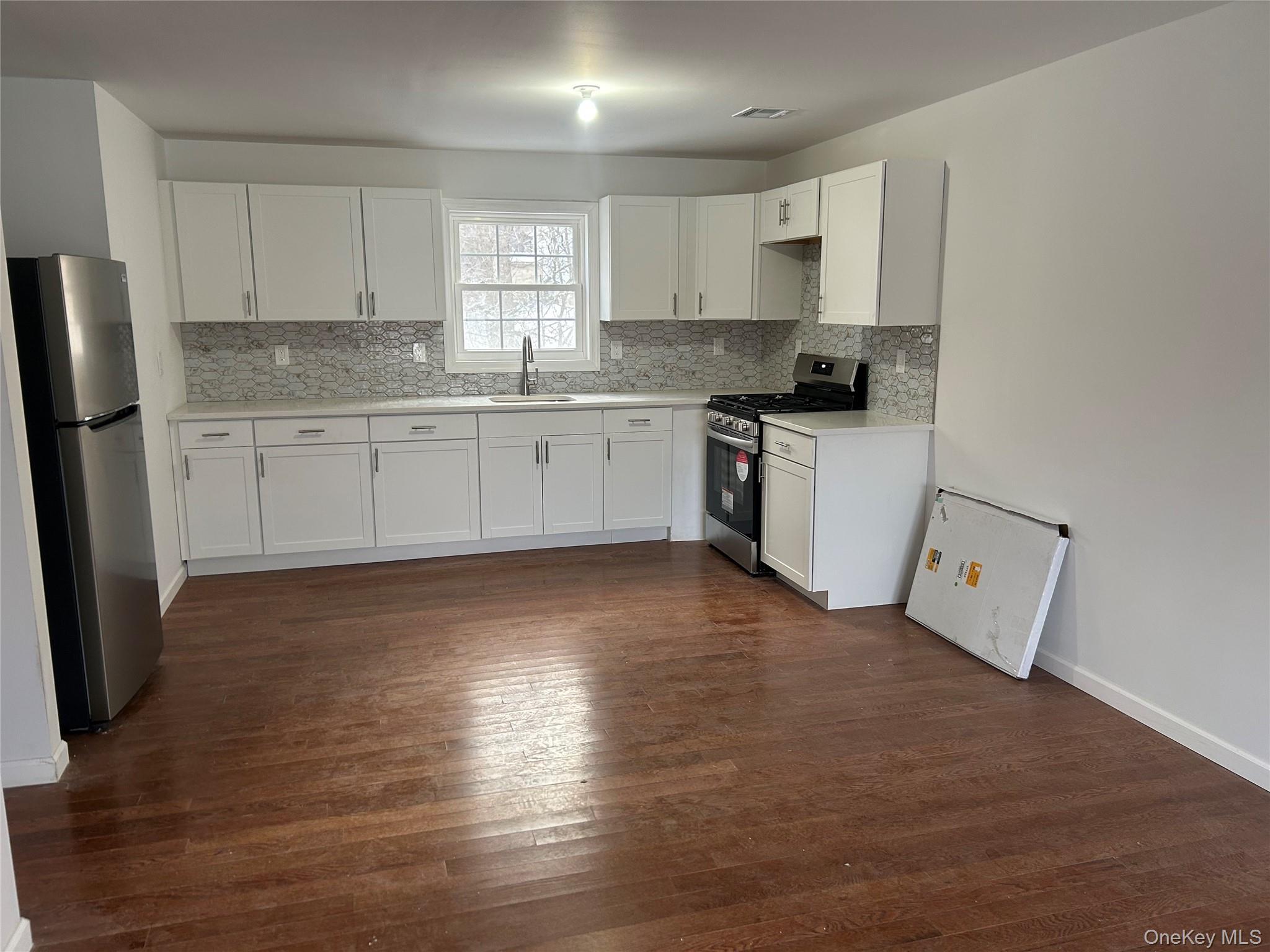 Single Family Waldron  Rockland County, NY 10960, MLS-967254-34