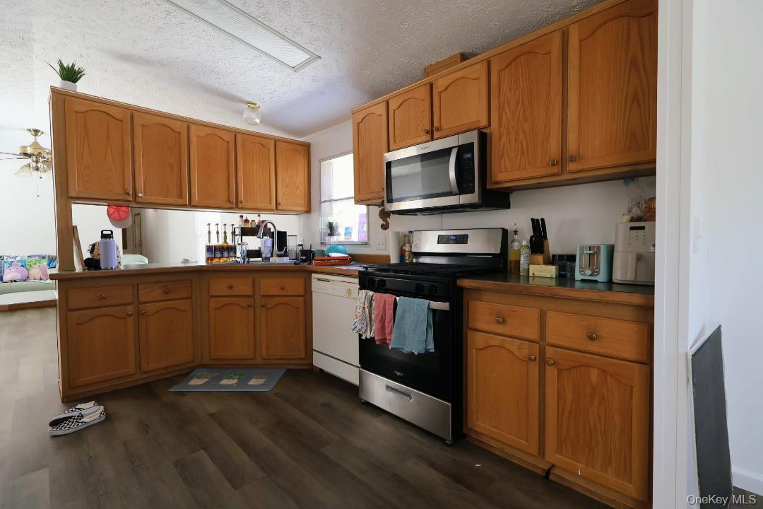 Single Family Oak St  Sullivan County, NY 12790, MLS-967267-2