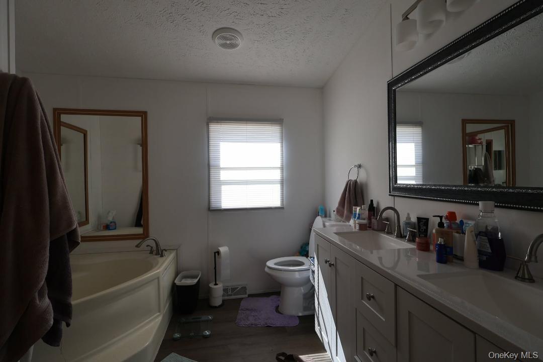 Single Family Oak St  Sullivan County, NY 12790, MLS-967267-7