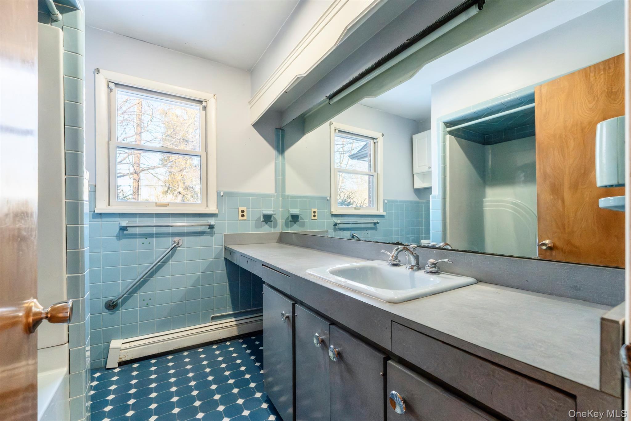 Single Family New Paltz  Ulster County, NY 12528, MLS-967270-16