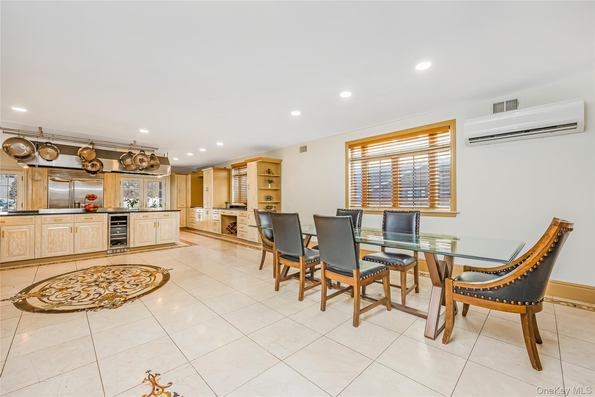 Single Family Glenwood Queens, NY 11362, MLS-967272-12