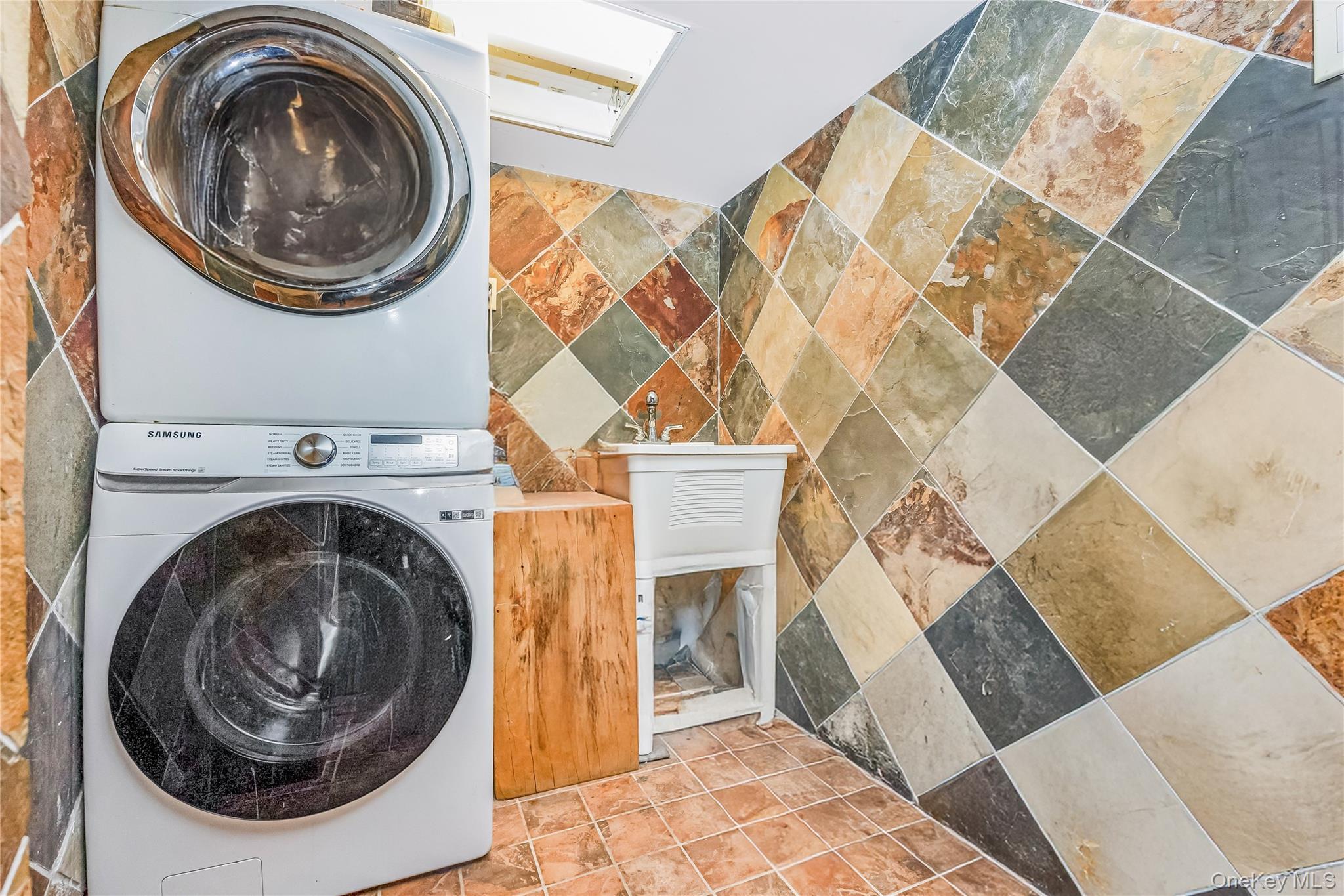 Single Family Glenwood Queens, NY 11362, MLS-967272-26