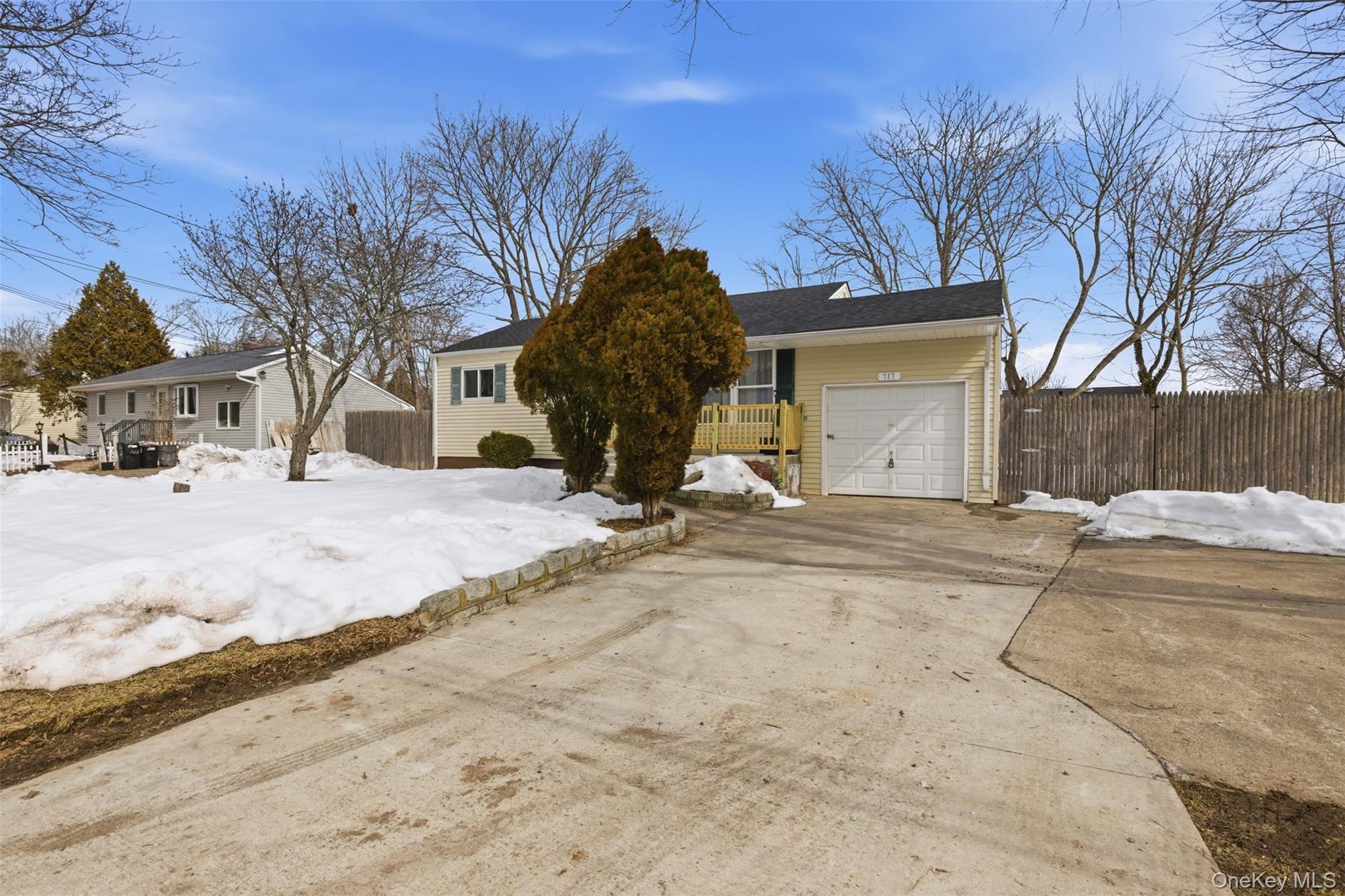 Single Family Doane  Suffolk County, NY 11713, MLS-967278-2