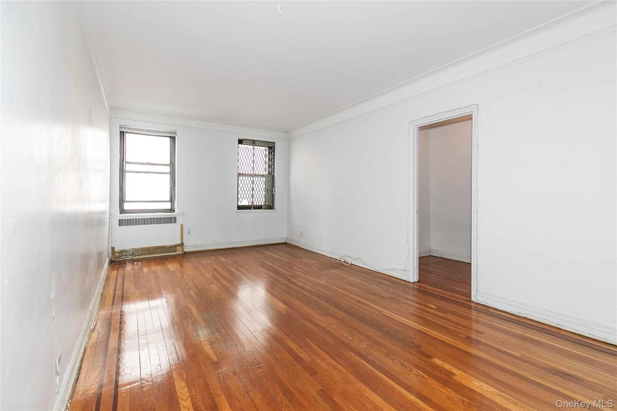 Coop Vietor  Queens, NY 11373, MLS-967283-3