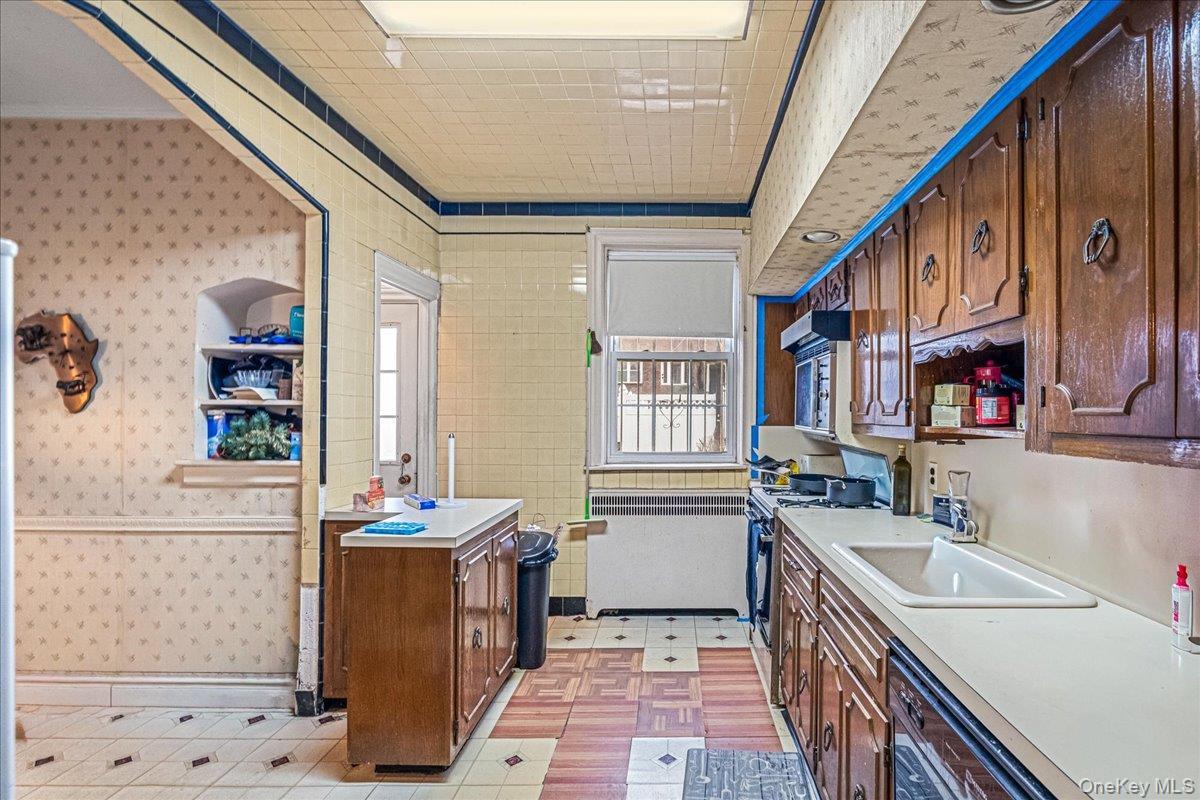 Single Family 49th  Brooklyn, NY 11234, MLS-967286-8