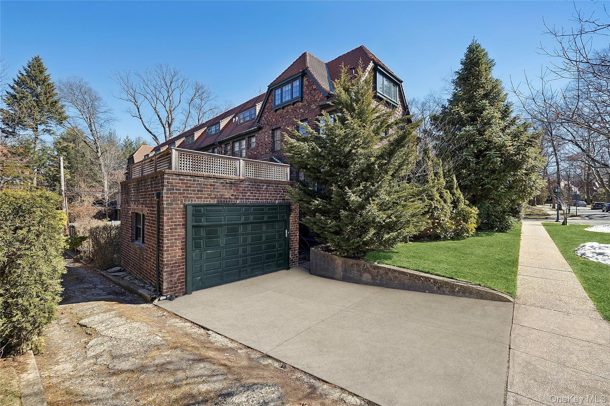 Single Family Puritan  Queens, NY 11375, MLS-967289-27